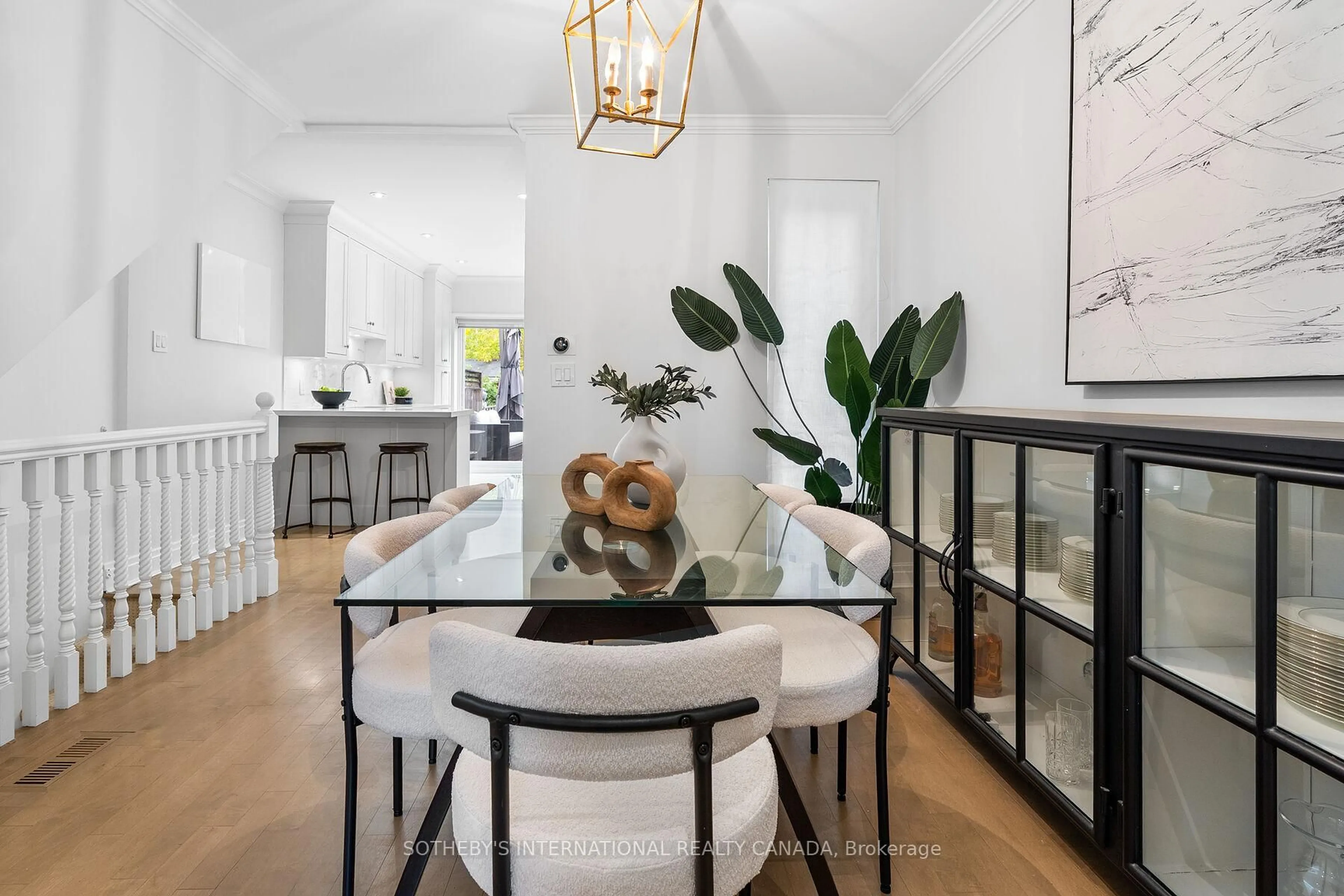 Dining room, unknown for 251 Bowood Ave, Toronto Ontario M4N 1Y7