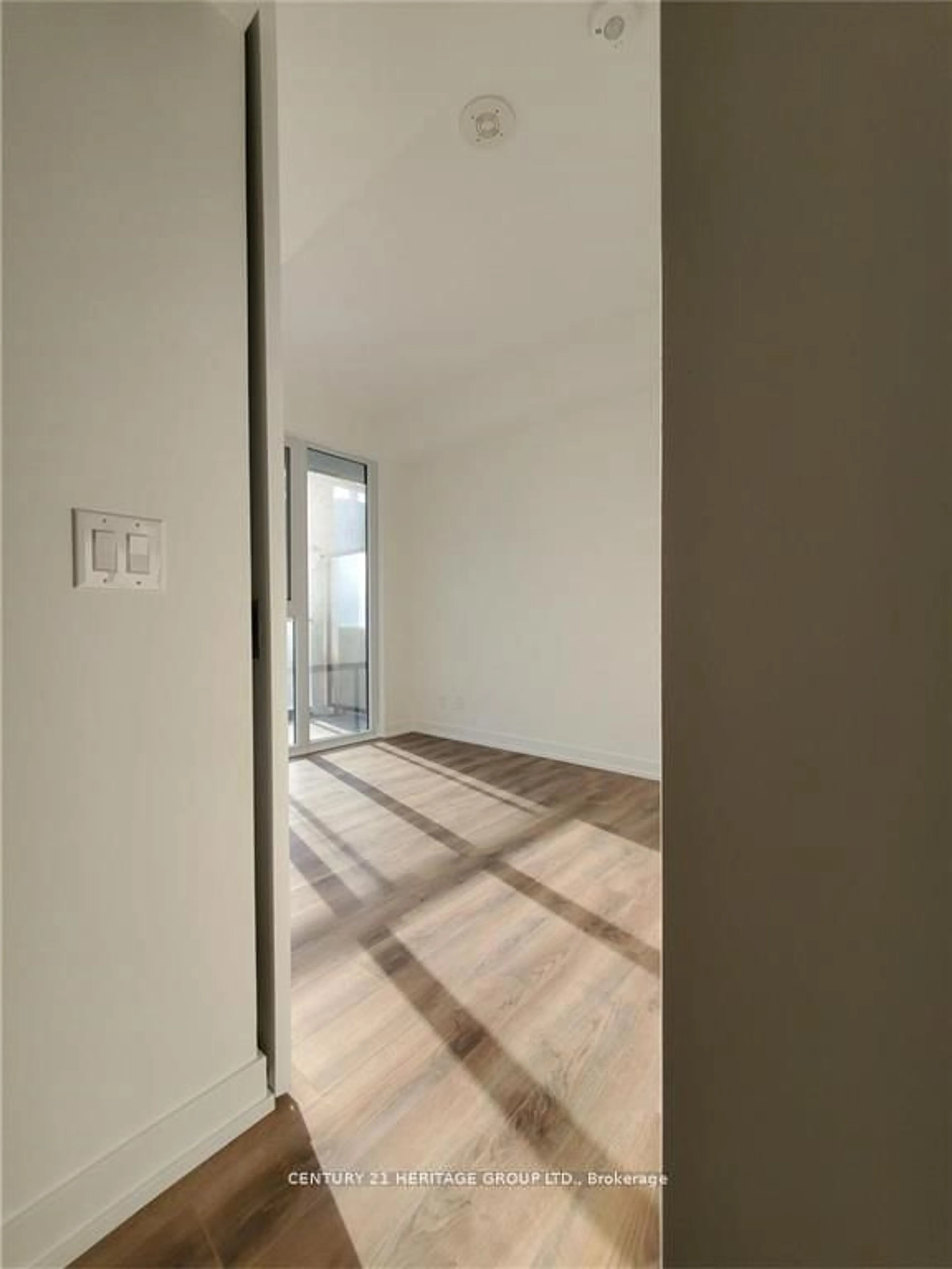 A pic of a room for 20 Edward St #2210, Toronto Ontario M5G 0C5
