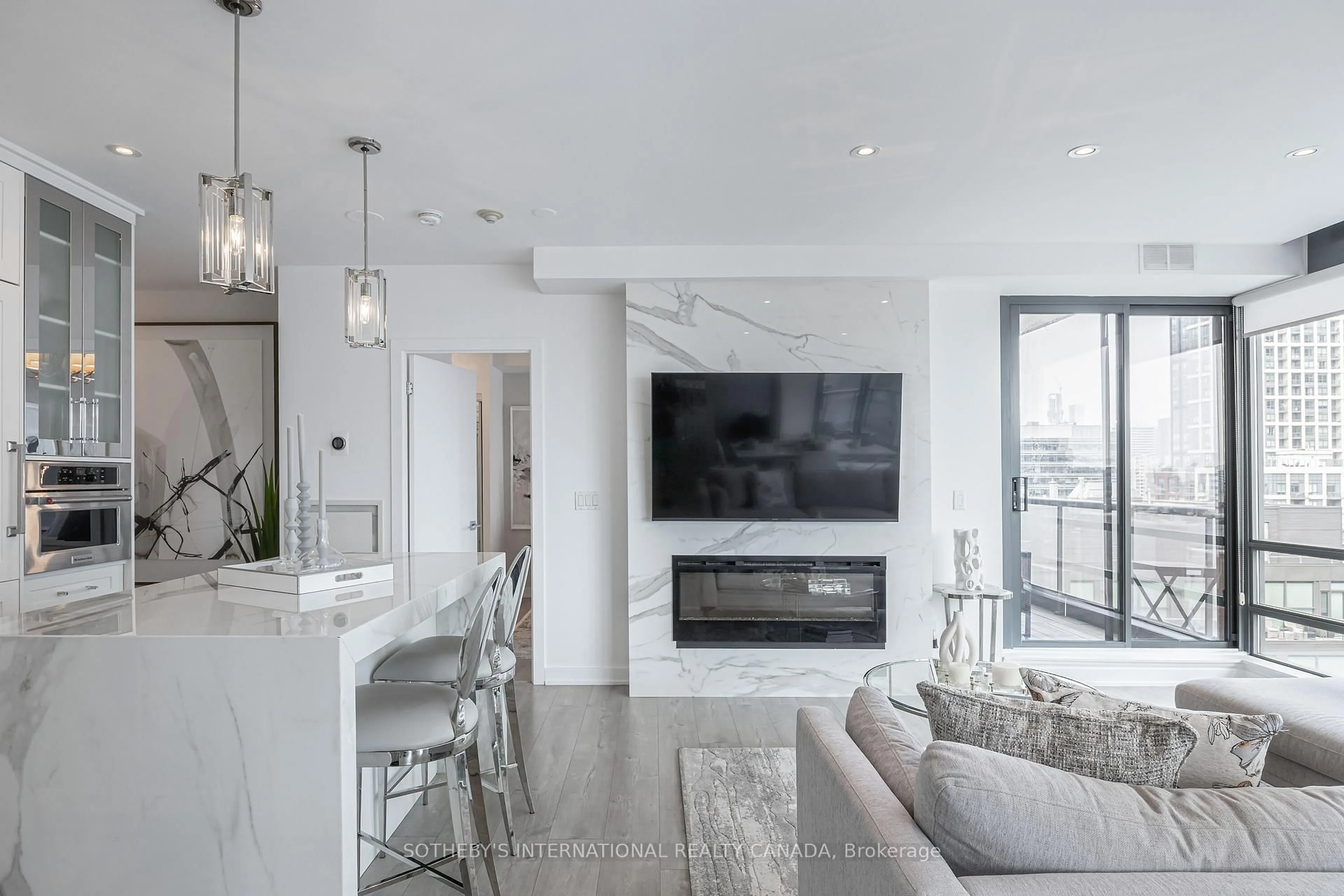 Unknown for 438 King St #1901, Toronto Ontario M5V 1L4