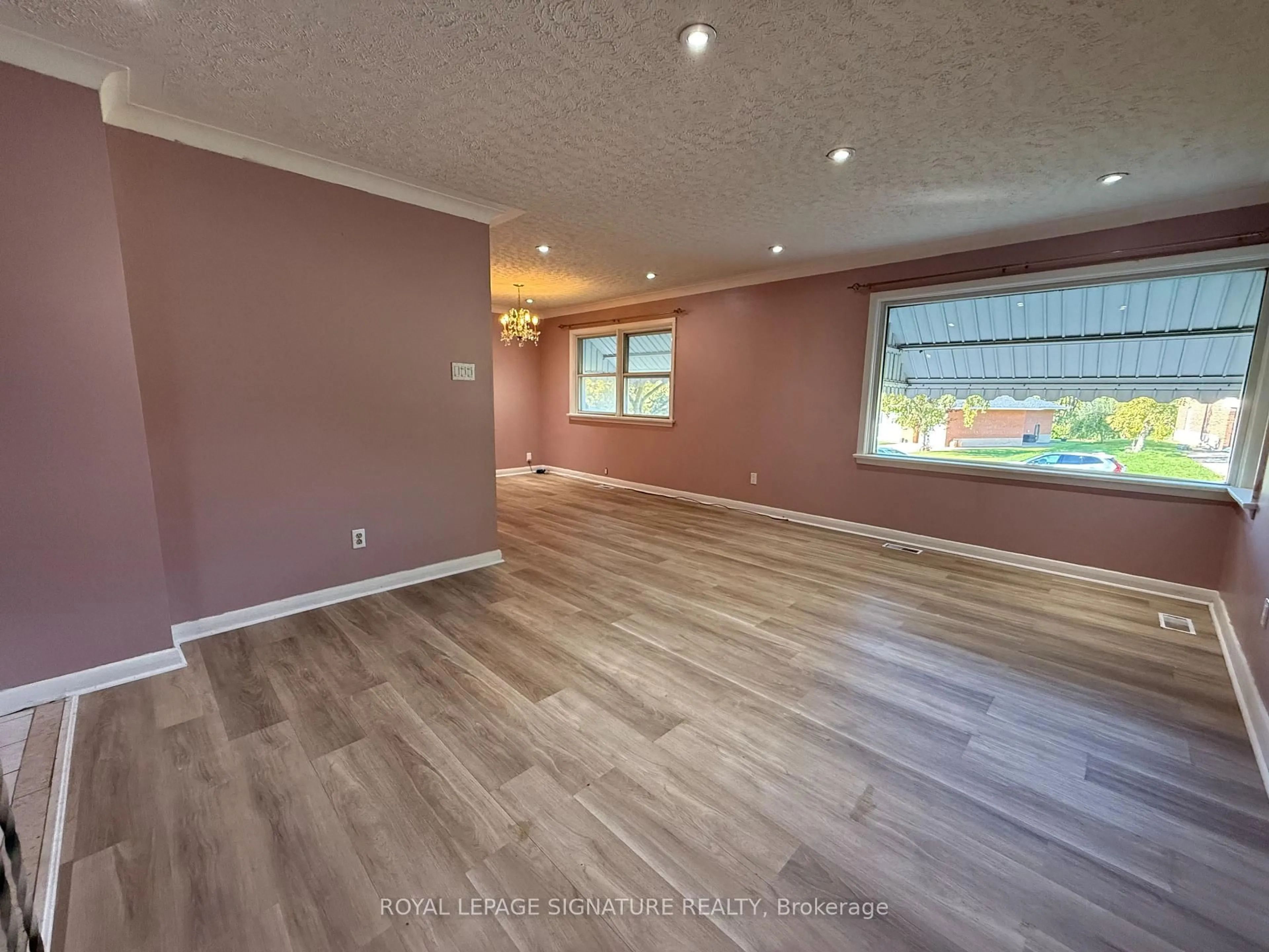 A pic of a room for 21 Prestbury St, Toronto Ontario M4A 2H9