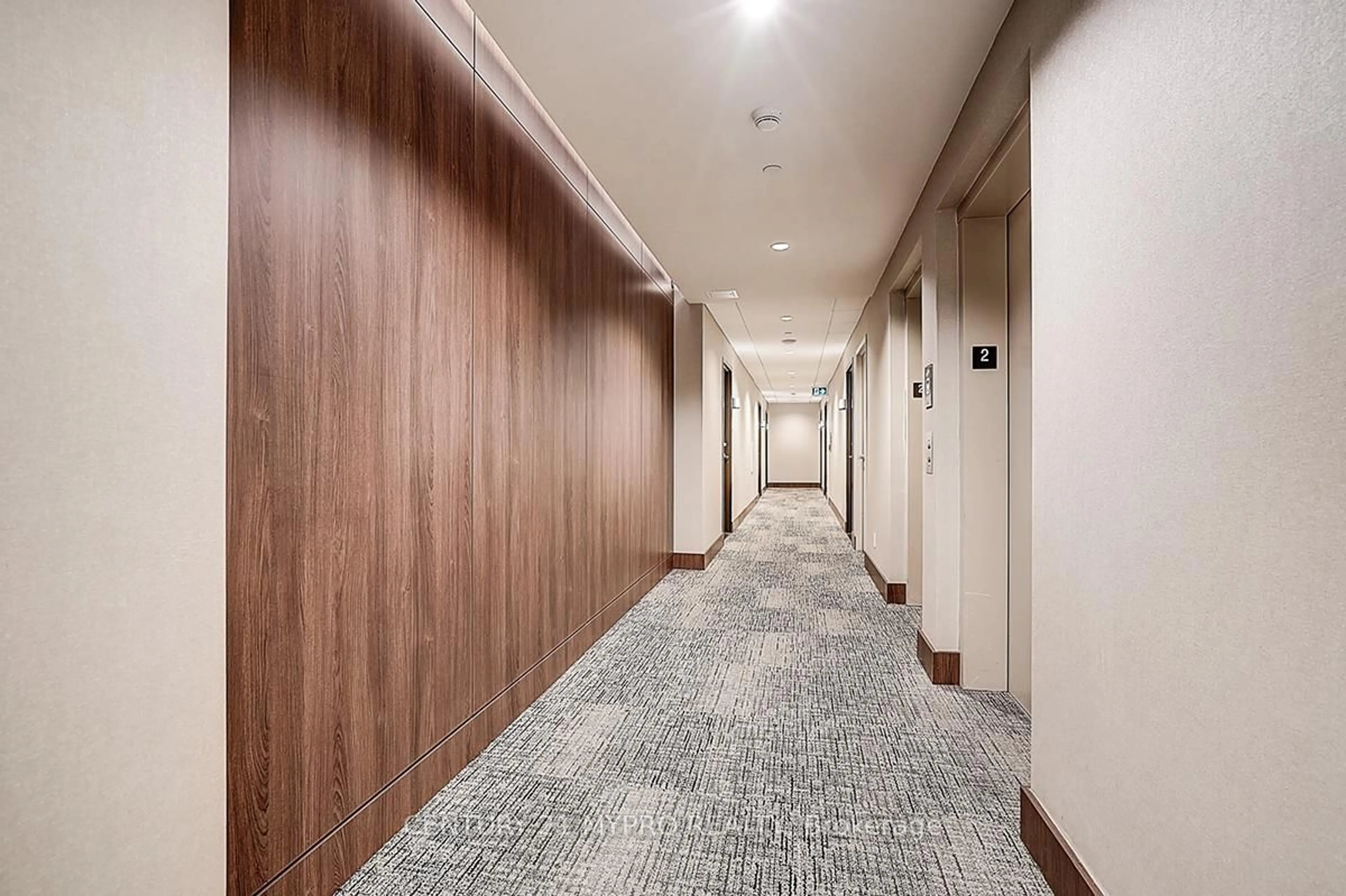 Indoor foyer for 90 Queens Wharf Rd #210, Toronto Ontario M5V 0J4