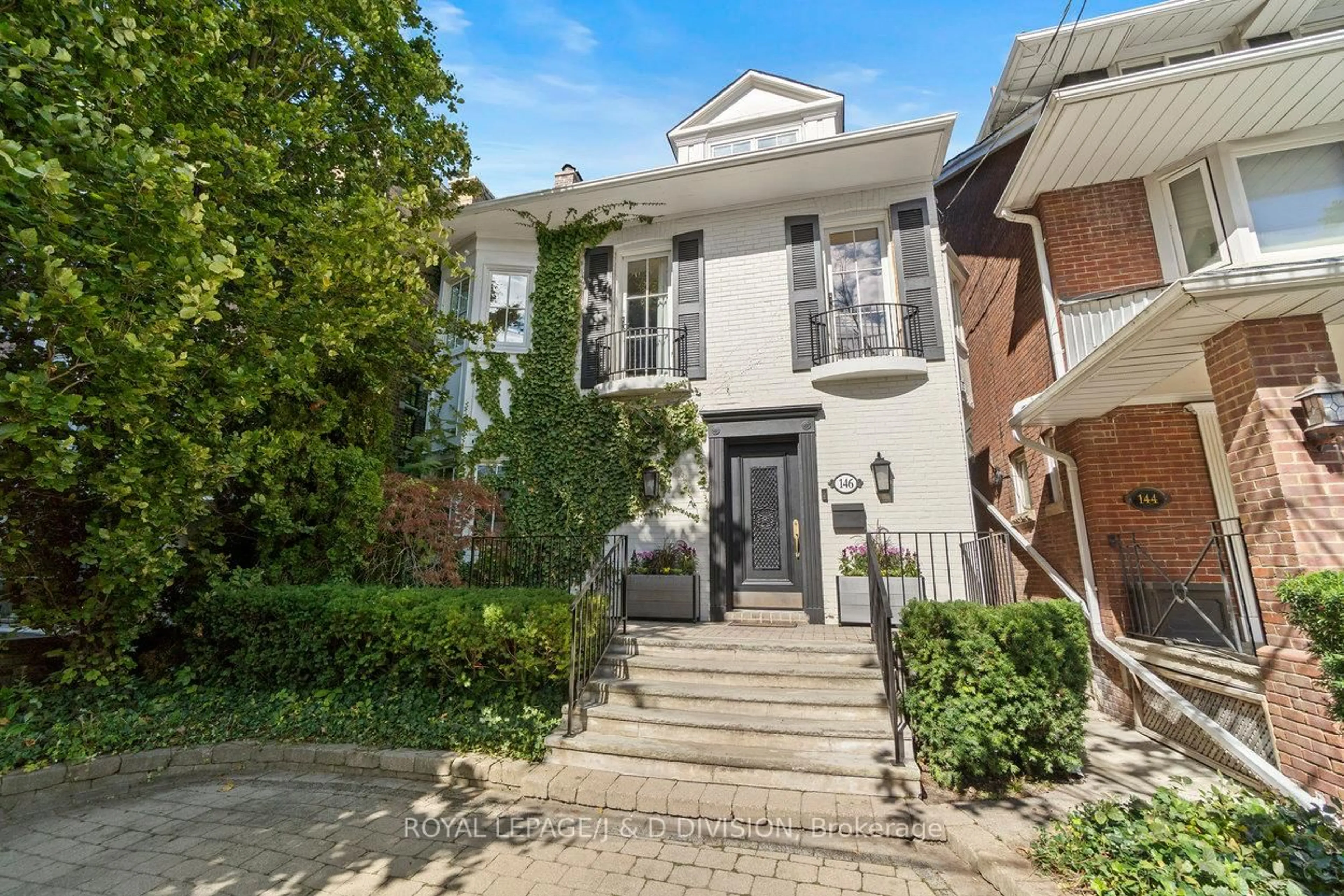 Home with brick exterior material, street for 146 Balmoral Ave, Toronto Ontario M4V 1J4