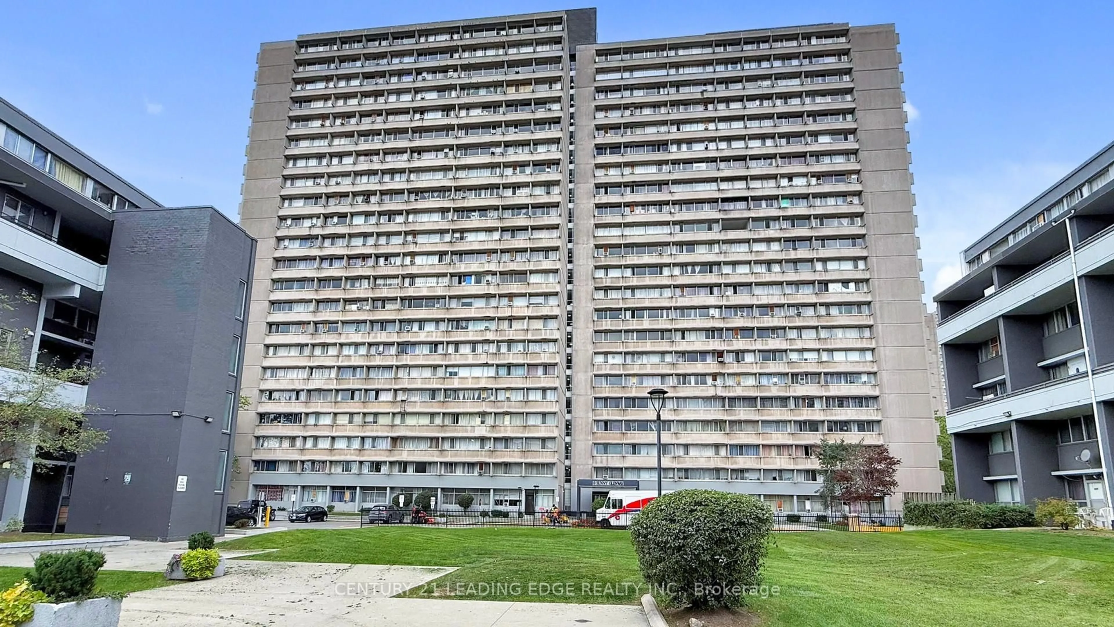 Unknown for 10 Sunny Glwy #1202, Toronto Ontario M3C 2Z3