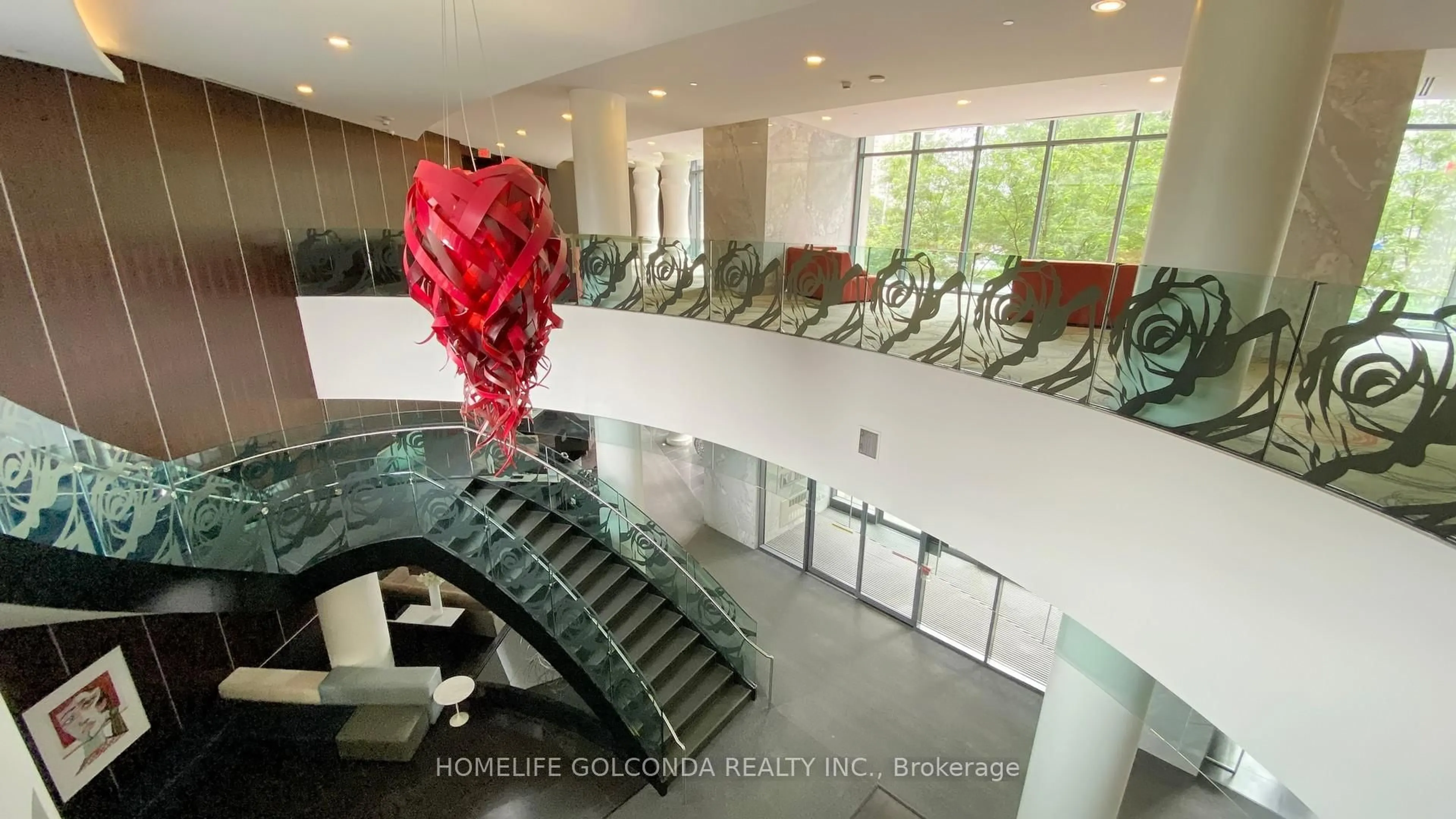 Lobby for 5168 Yonge St #LPH107, Toronto Ontario M2N 5P6