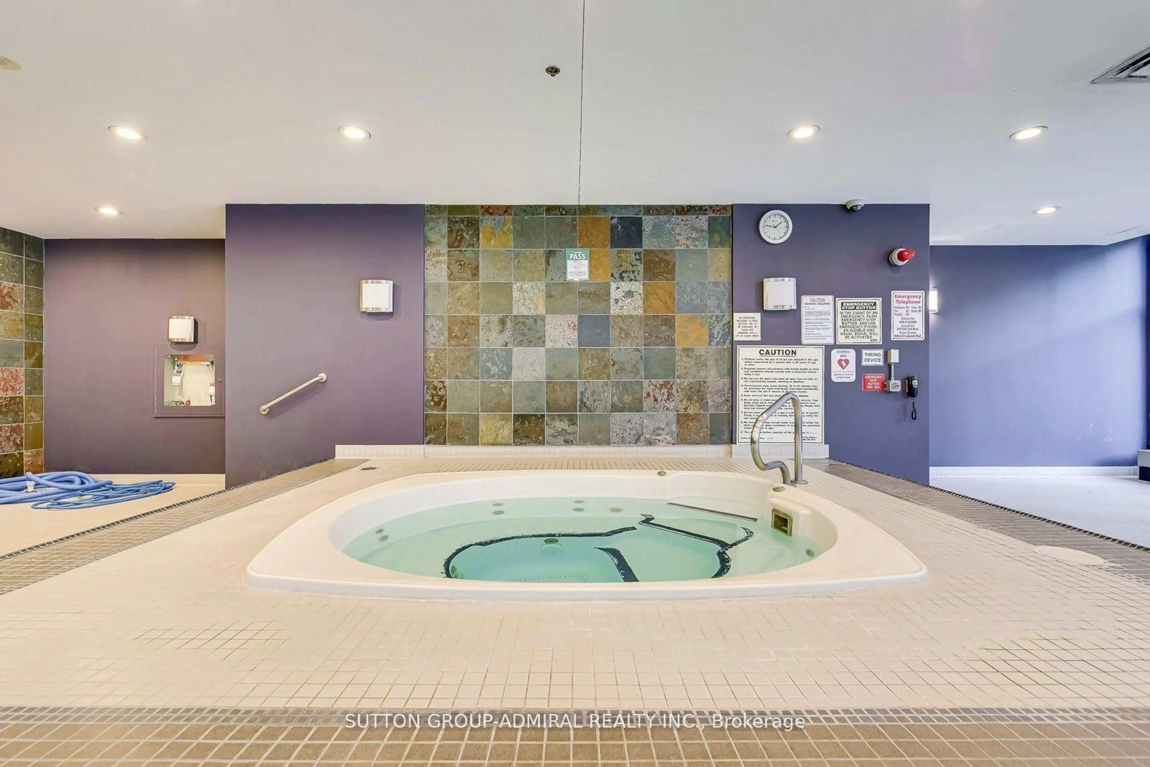 Pool for 219 Fort York Blvd #709, Toronto Ontario M5V 1B1
