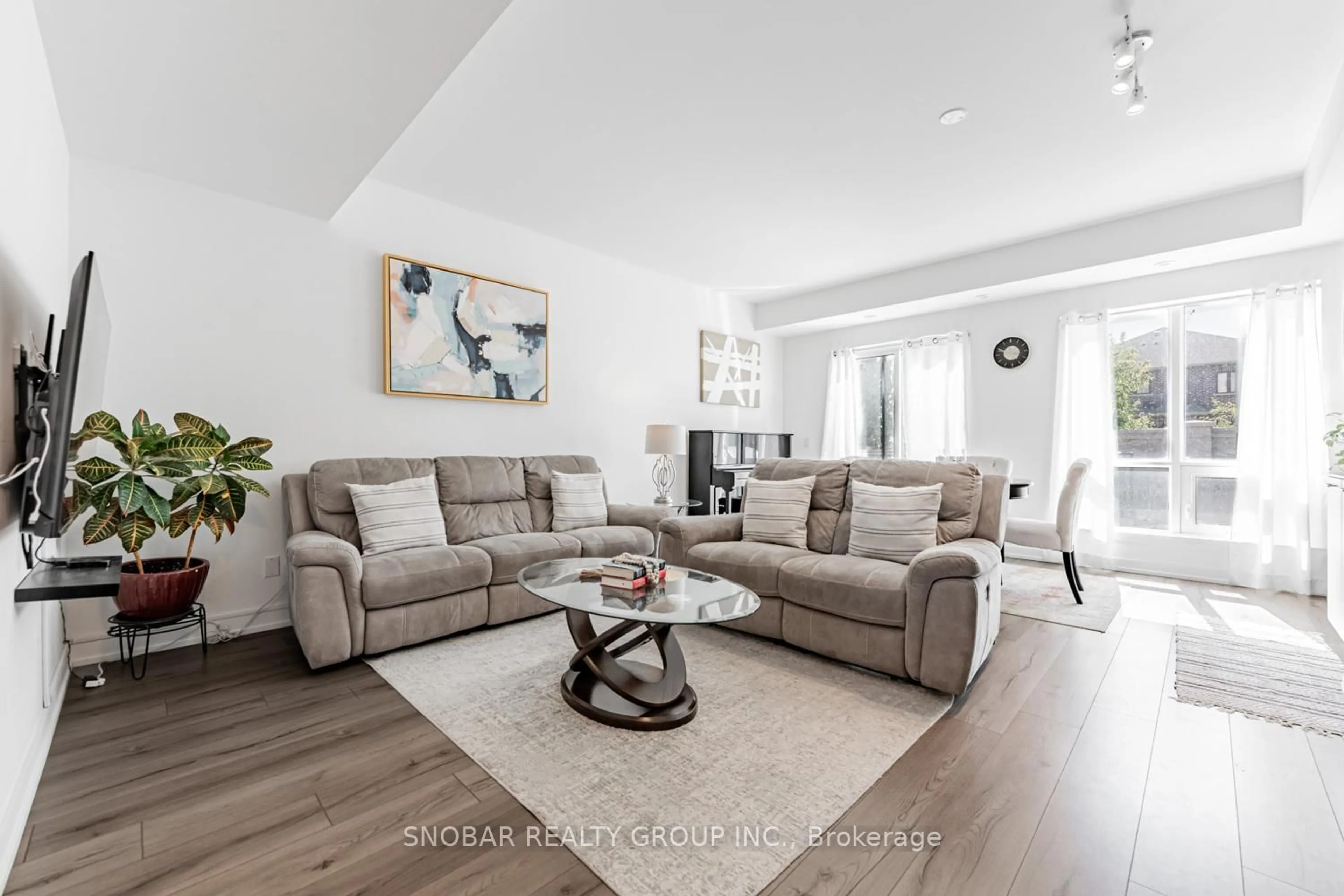 Living room with furniture, unknown for 861 Sheppard Ave #1, Toronto Ontario M3H 2T5