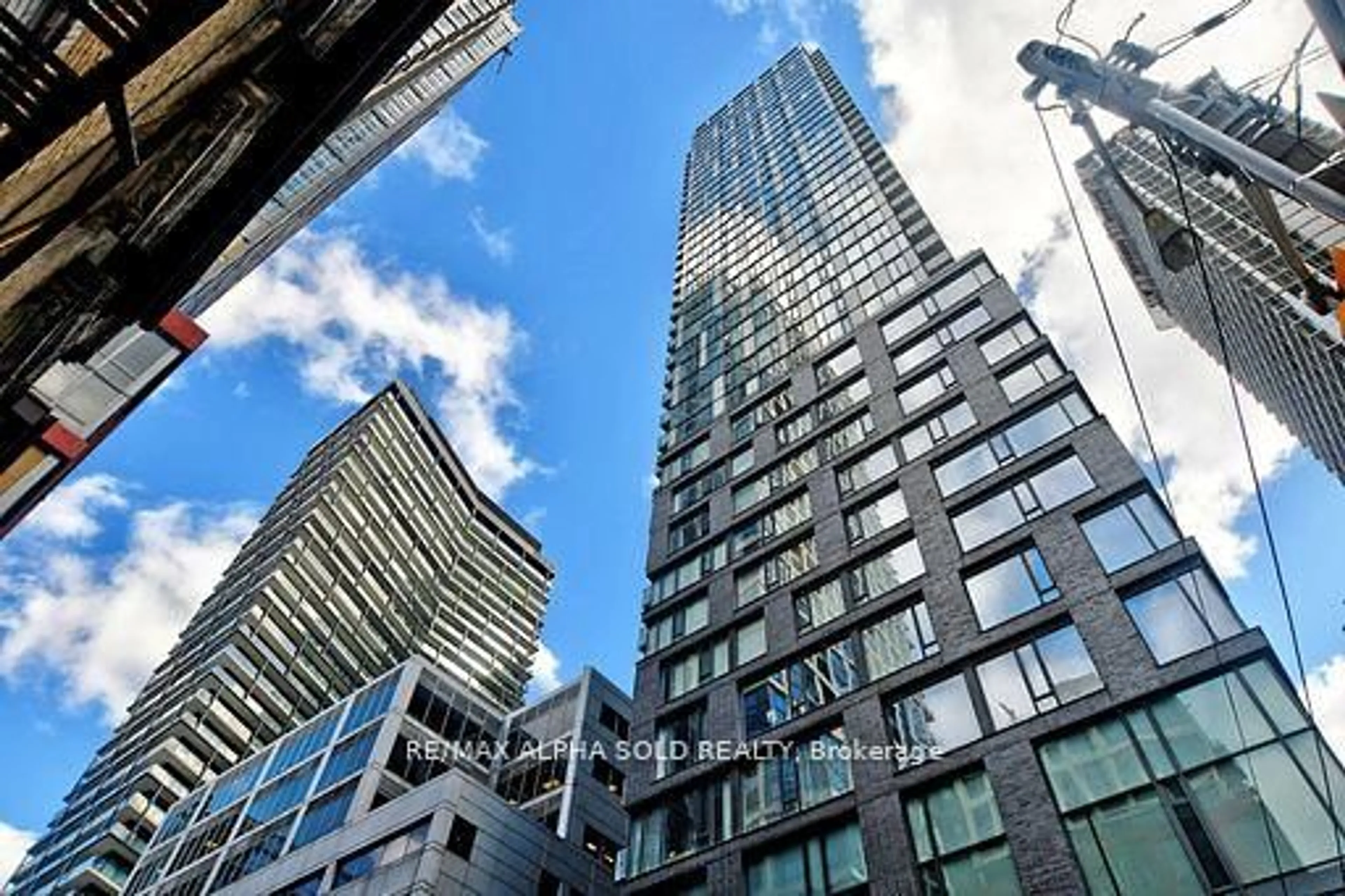 Unknown for 101 Peter St #3710, Toronto Ontario M5V 2G9