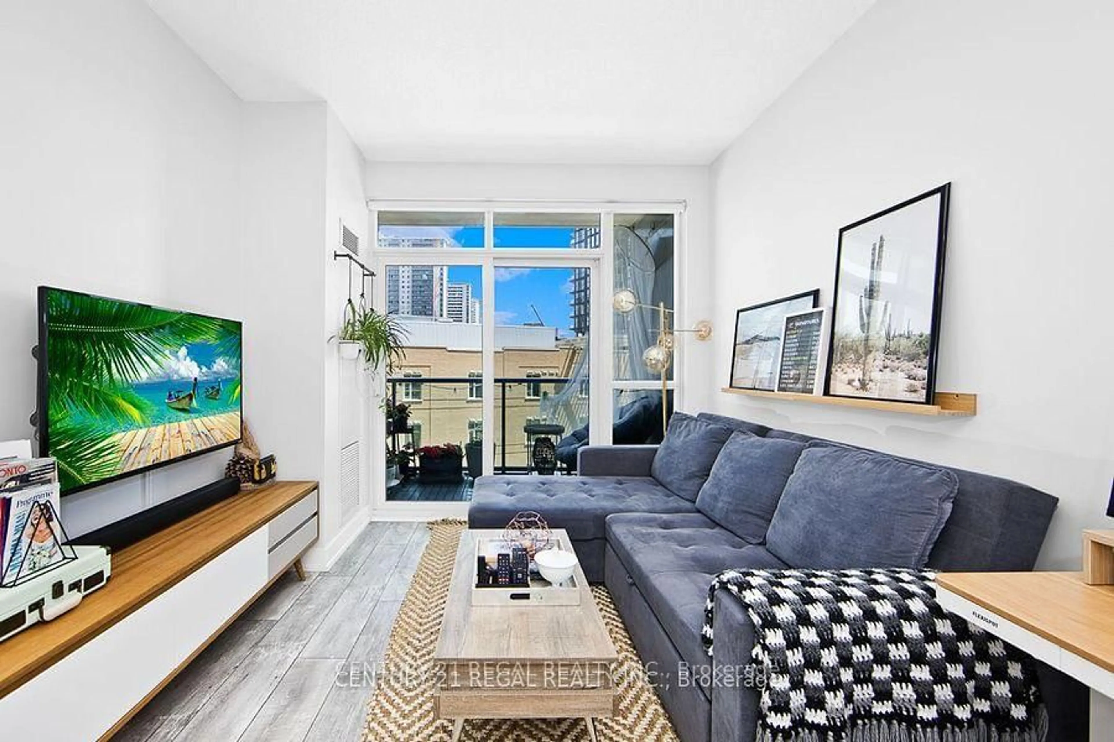 Living room with furniture, unknown for 120 Homewood Ave #406, Toronto Ontario M4Y 2J3