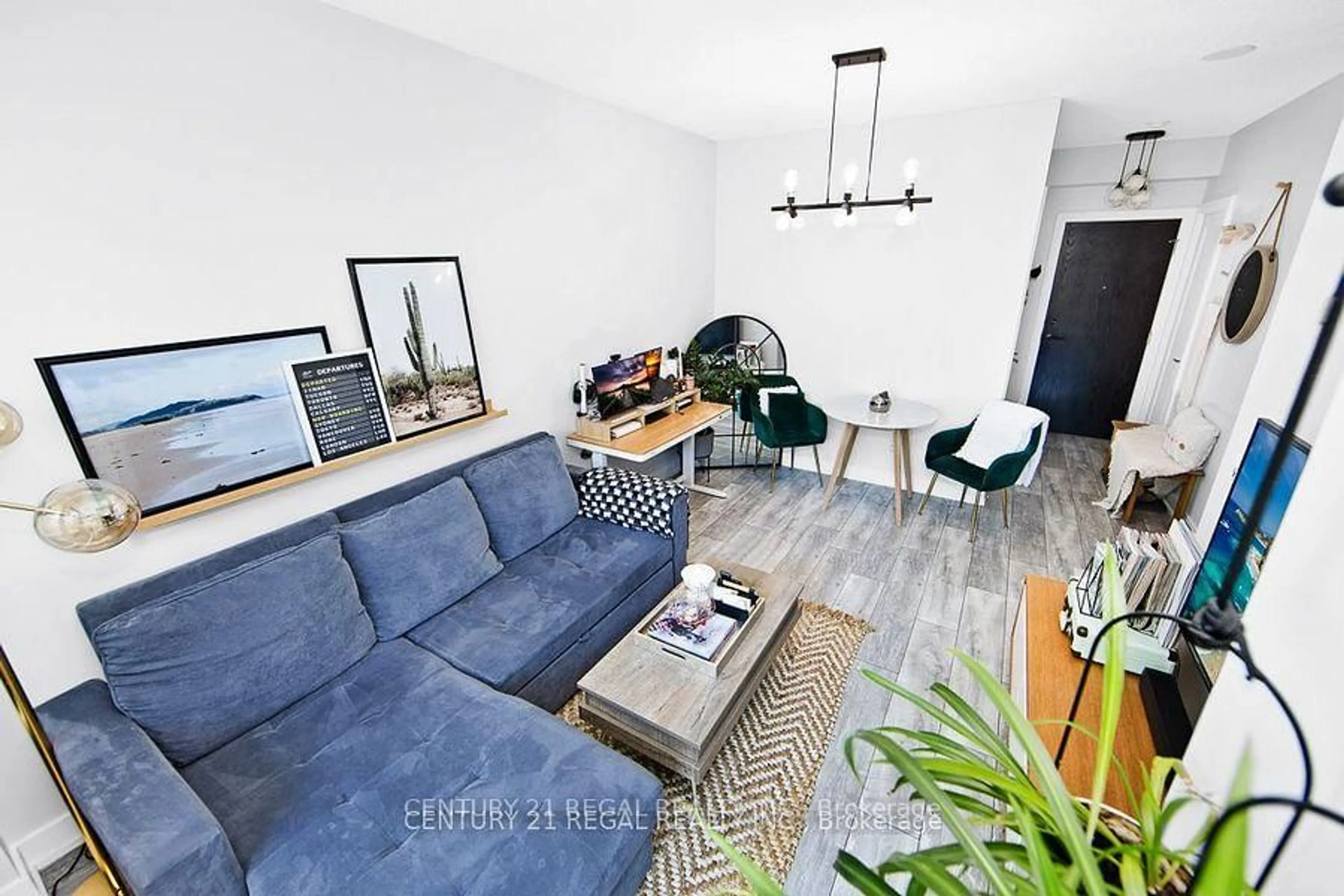 Living room with furniture, unknown for 120 Homewood Ave #406, Toronto Ontario M4Y 2J3