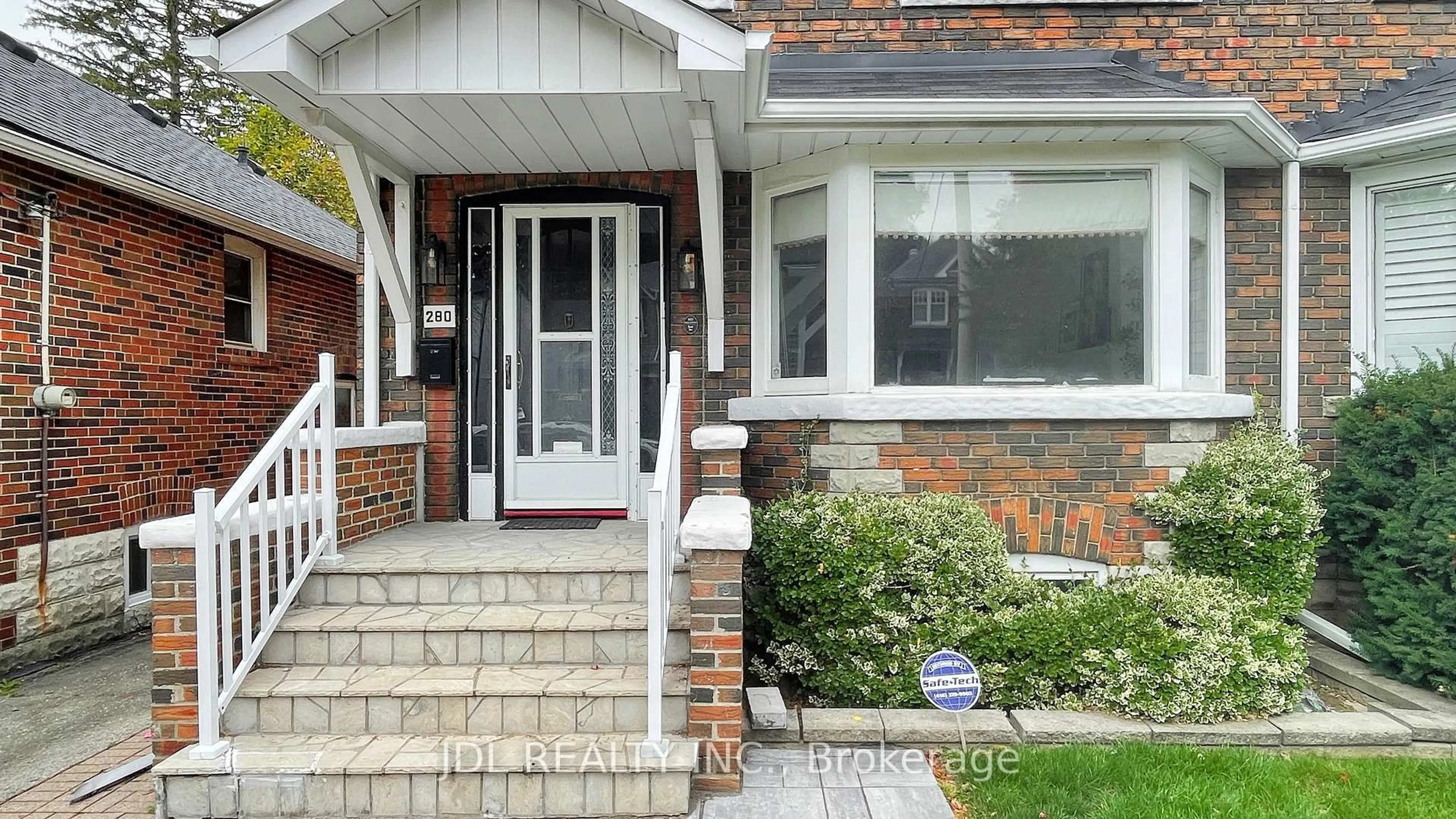 Home with brick exterior material, street for 280 Fairlawn Ave, Toronto Ontario M5M 1T1