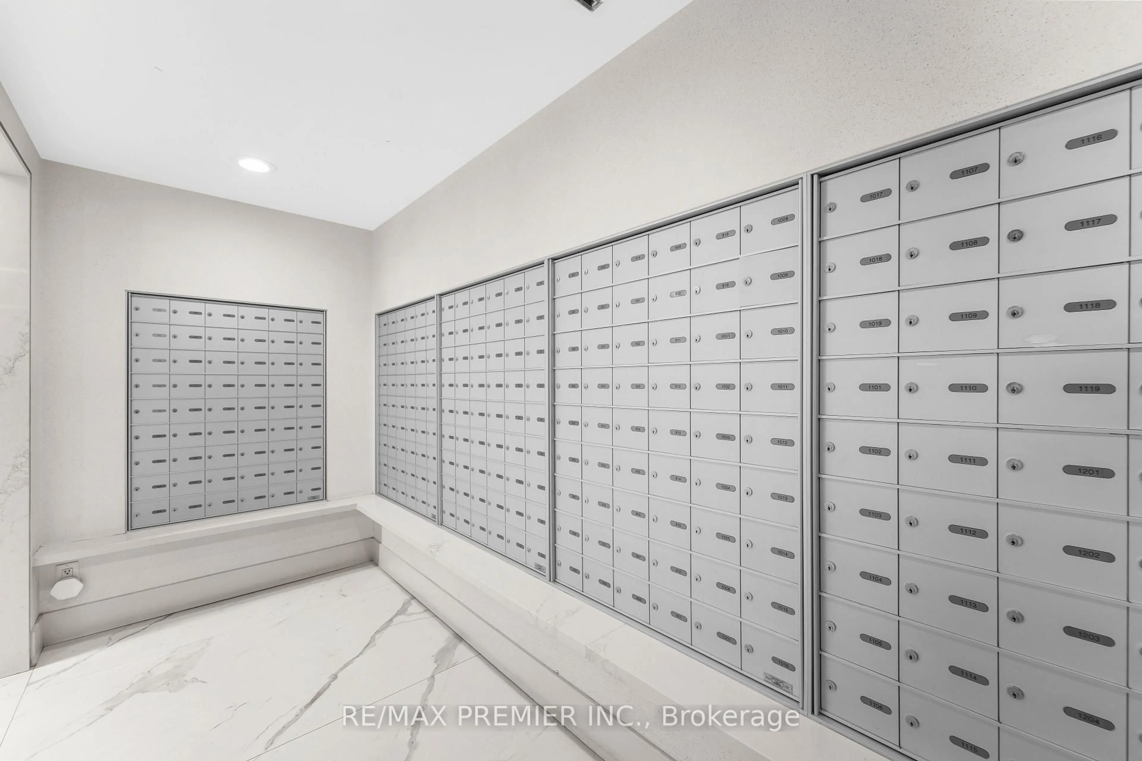 Storage room or clothes room or walk-in closet for 38 Monte Kwinter Crt #102, Toronto Ontario M3H 0E2