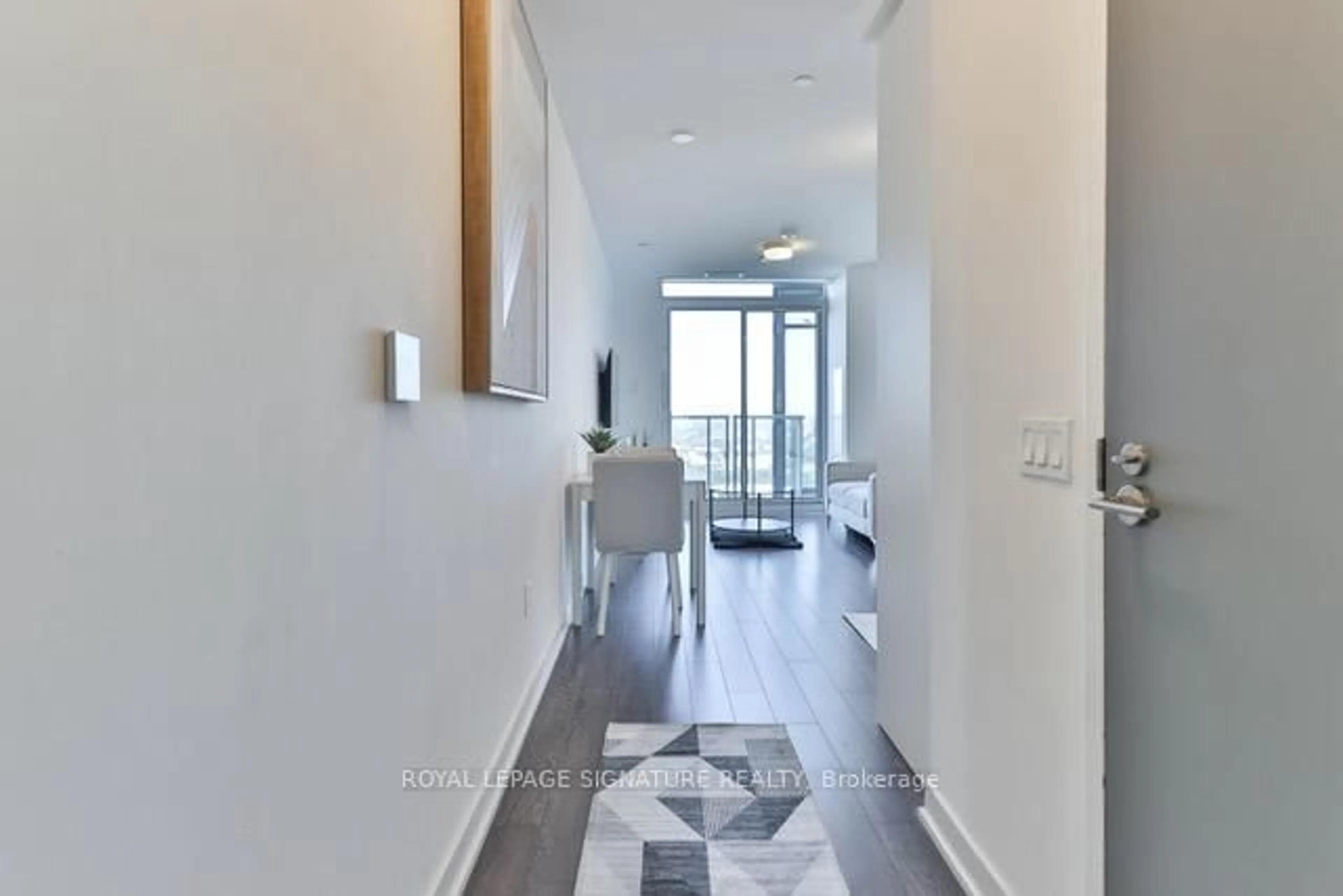 Indoor foyer for 50 O'Neill Rd #3205, Toronto Ontario M3C 0R1