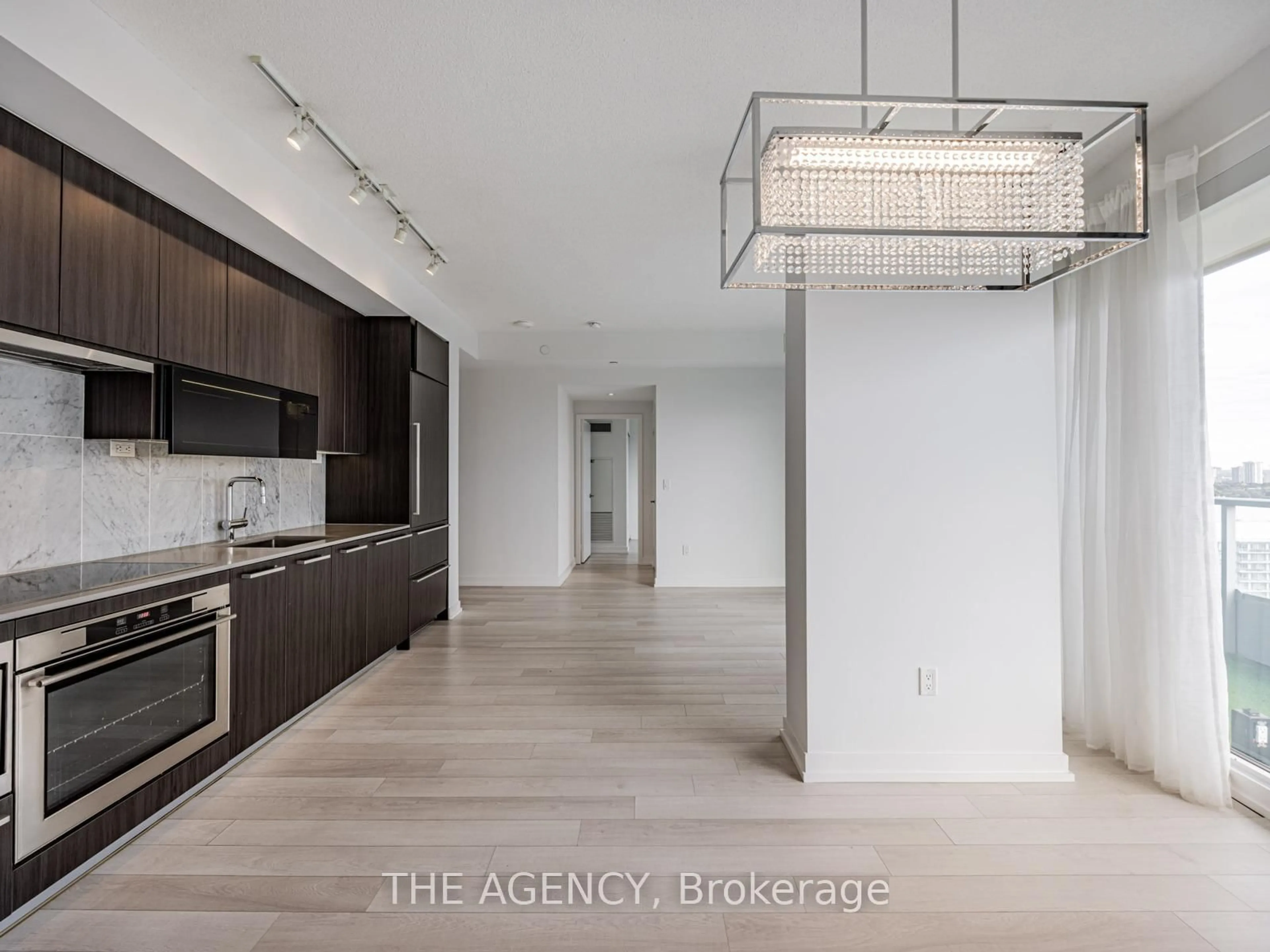 Unknown for 117 McMahon Dr #3702, Toronto Ontario M2K 0E4