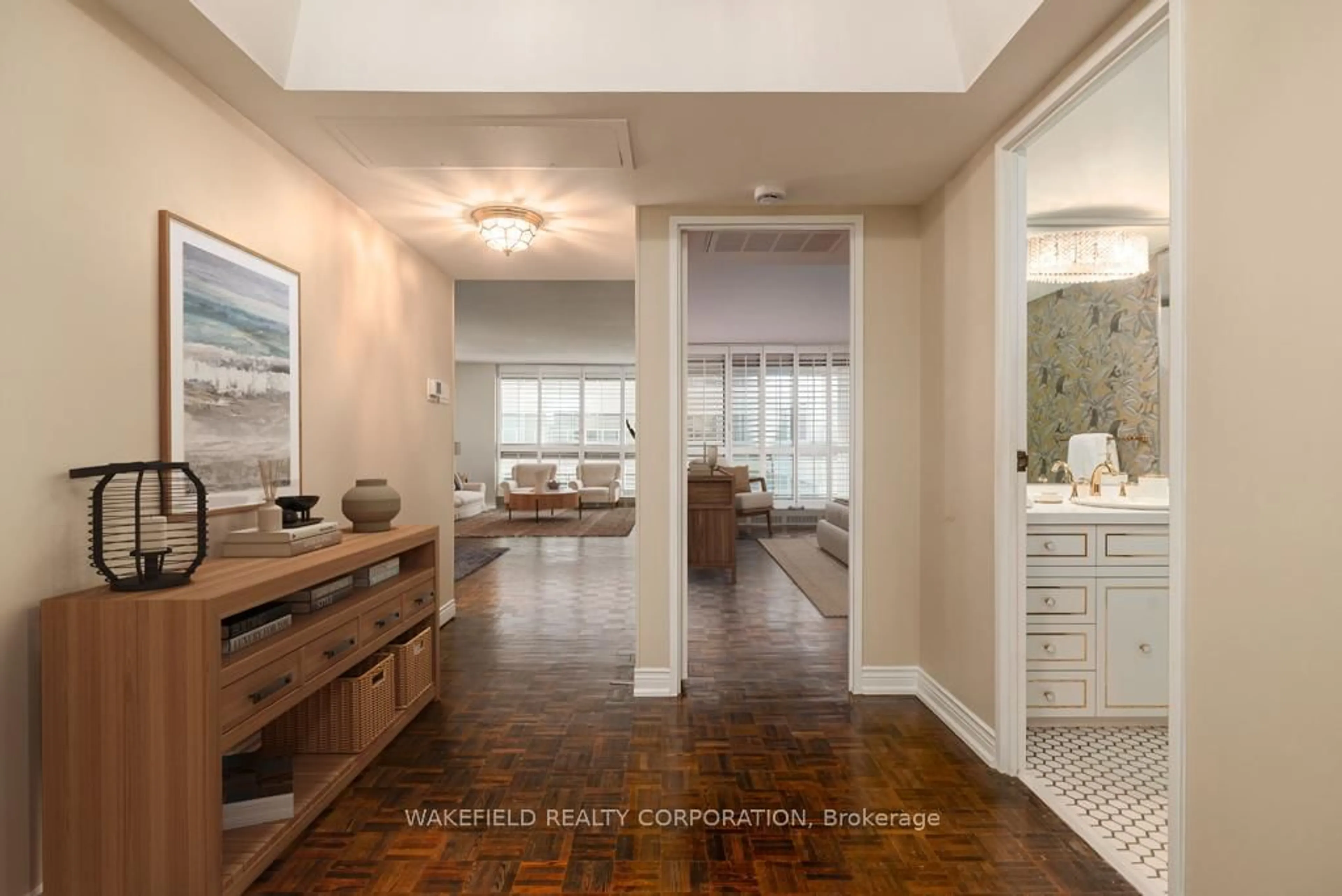 Indoor entryway for 61 St Clair Ave #505, Toronto Ontario M4V 2Y8
