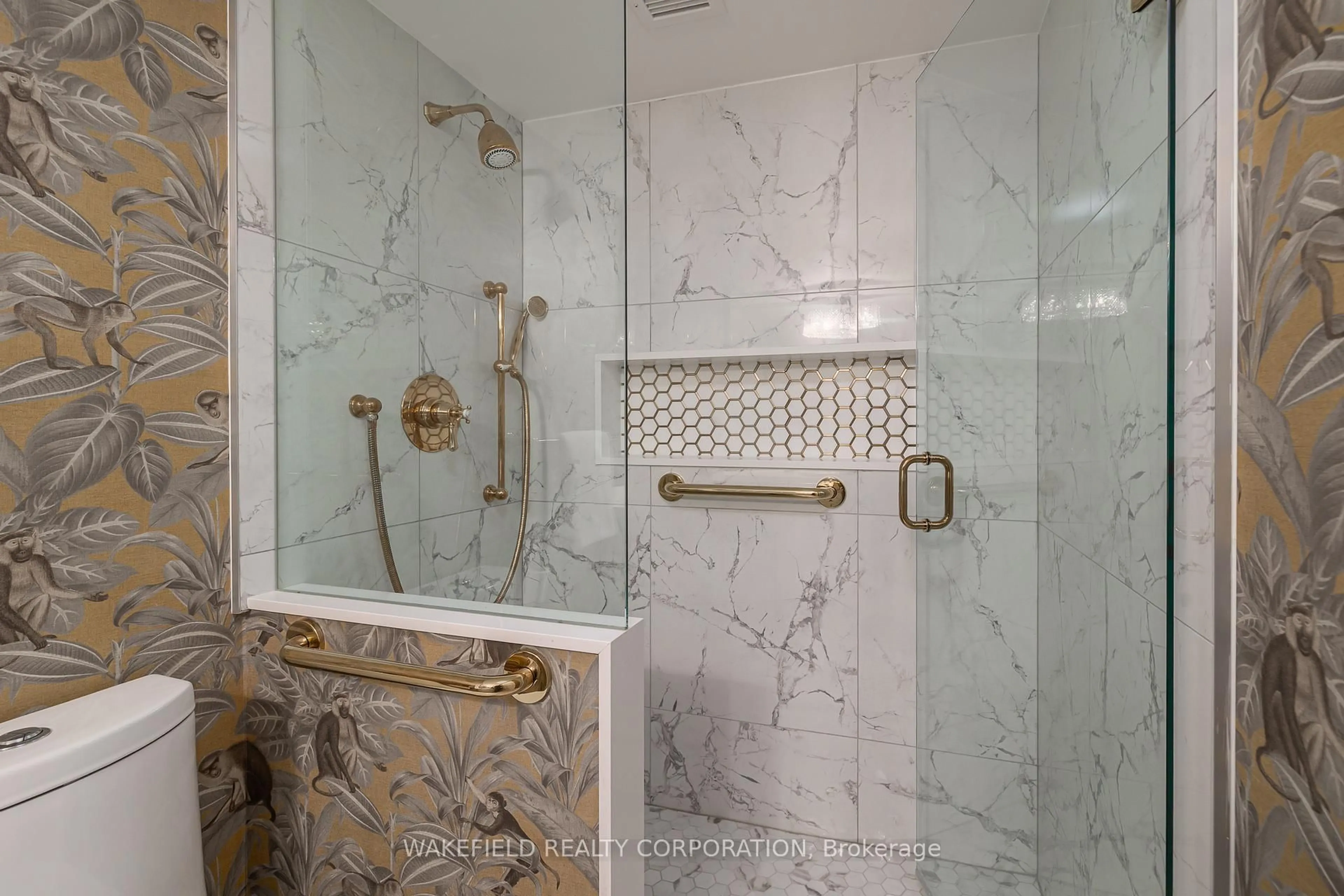 Contemporary bathroom, ceramic/tile floor for 61 St Clair Ave #505, Toronto Ontario M4V 2Y8