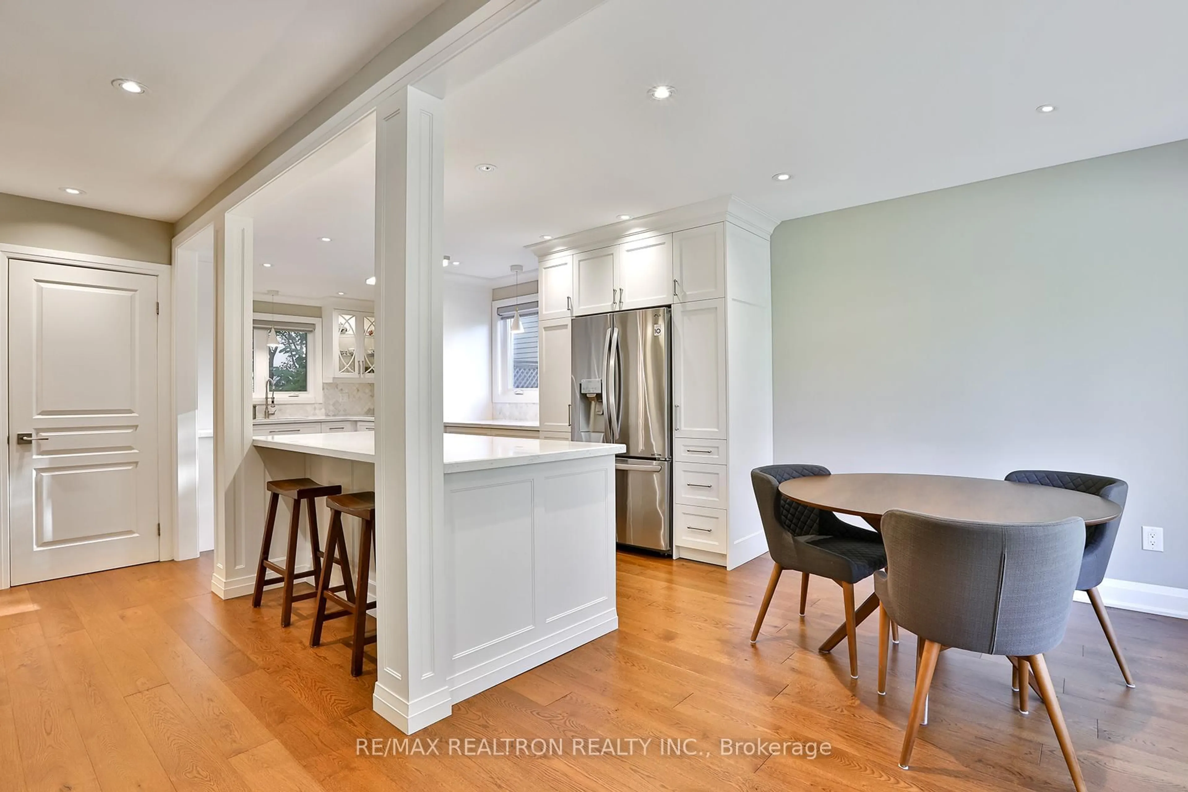 Open concept kitchen, unknown for 21 Meadowglade Cres, Toronto Ontario M2J 1C6