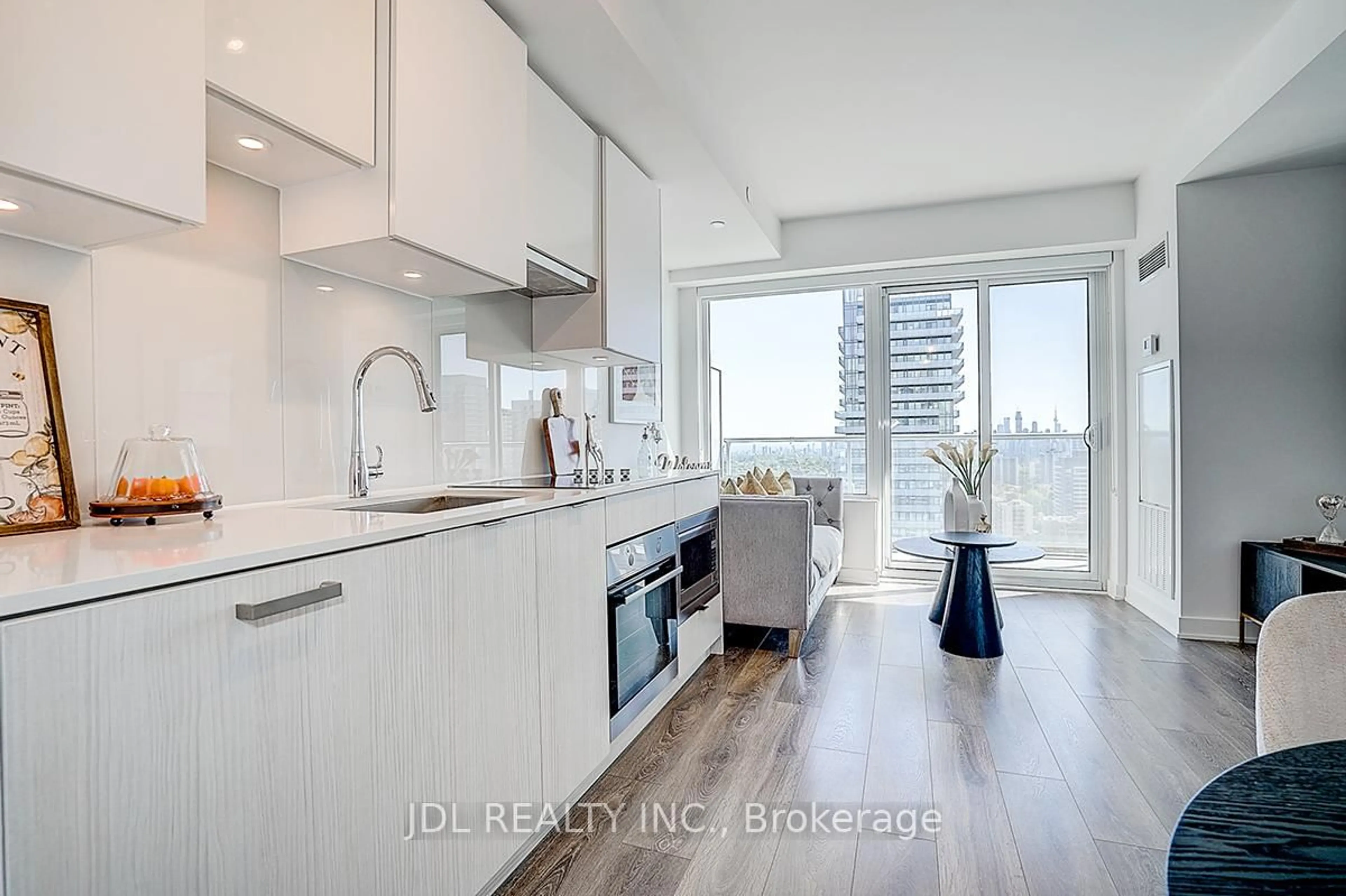 Open concept kitchen, unknown for 195 Redpath Ave #3109, Toronto Ontario M4P 0E4