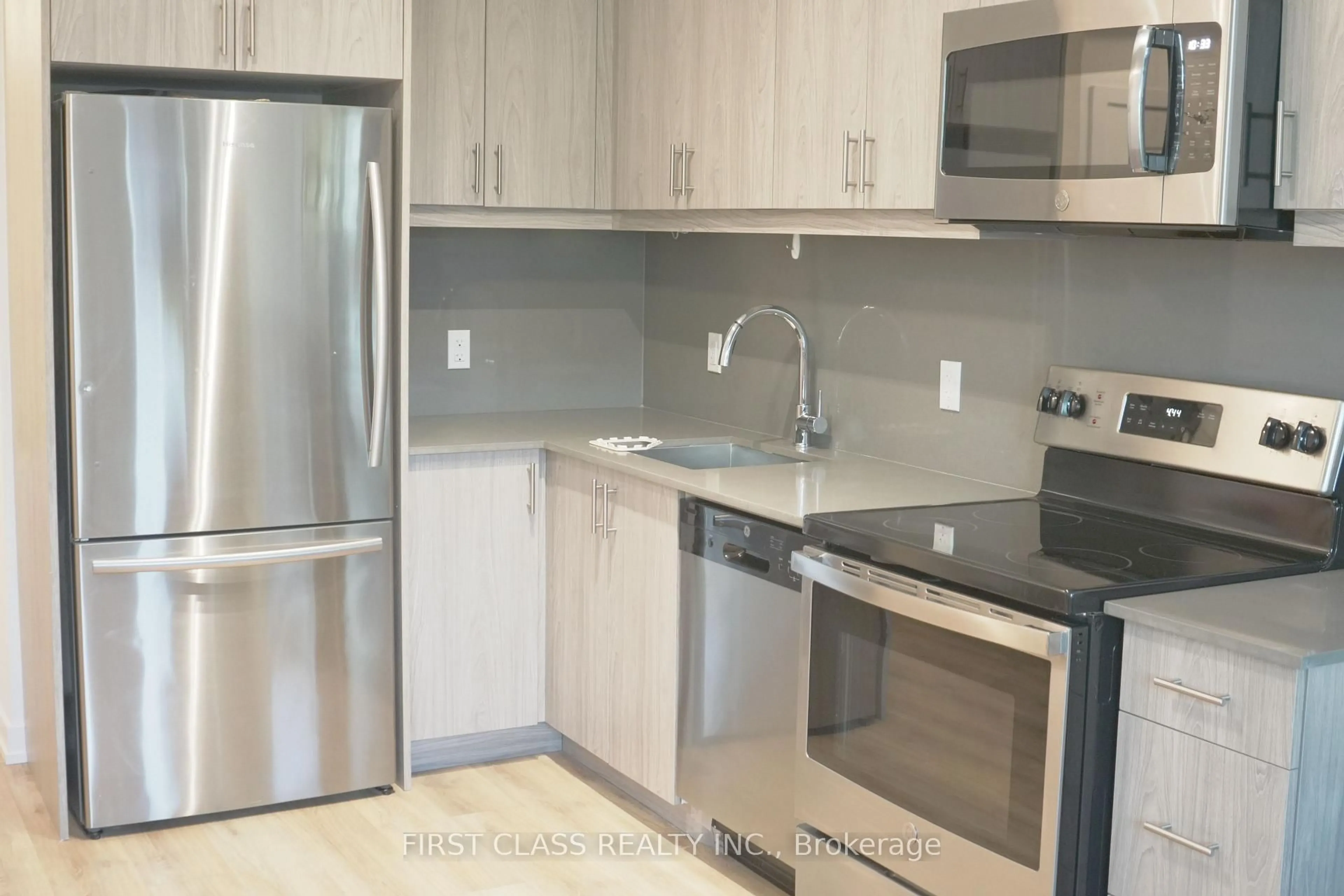 Standard kitchen, unknown for 57 Finch Ave #24, Toronto Ontario M2N 0K9