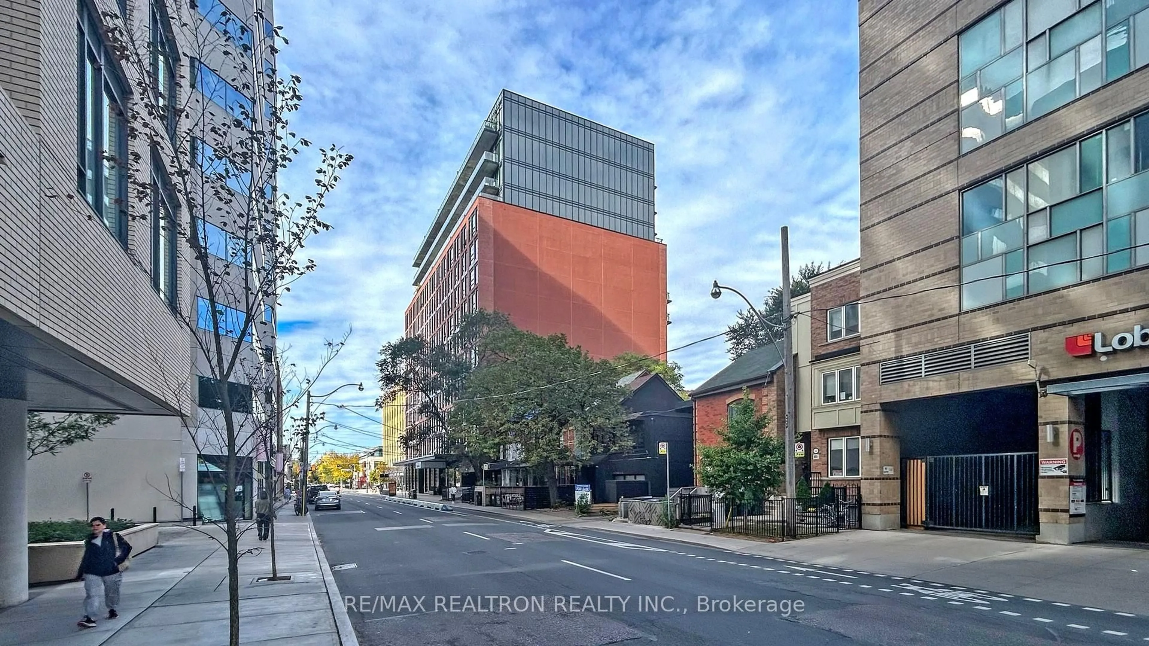 Unknown for 608 Richmond St #201, Toronto Ontario M5V 0N9