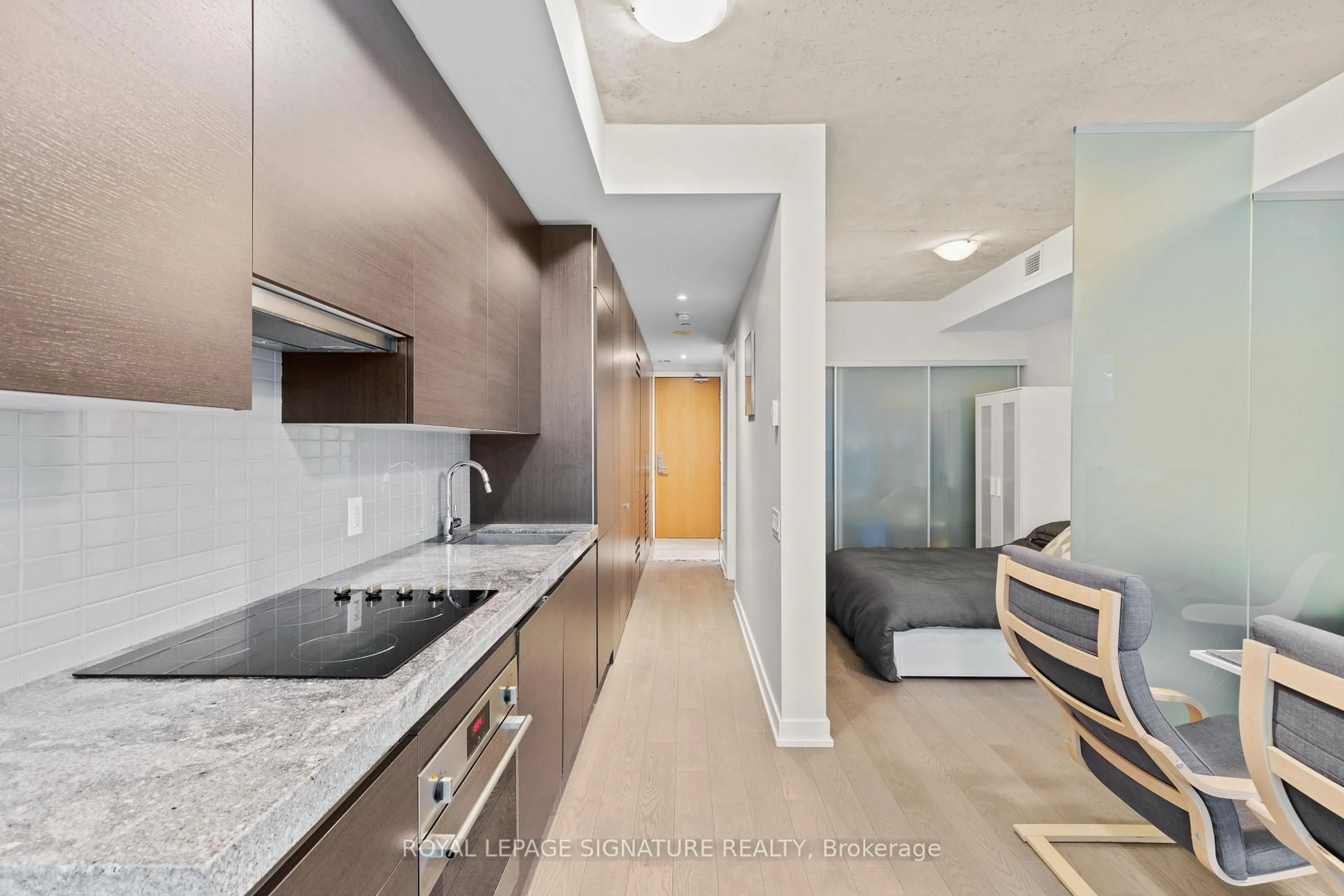 Unknown for 38 Stewart St #406, Toronto Ontario M5V 1M5