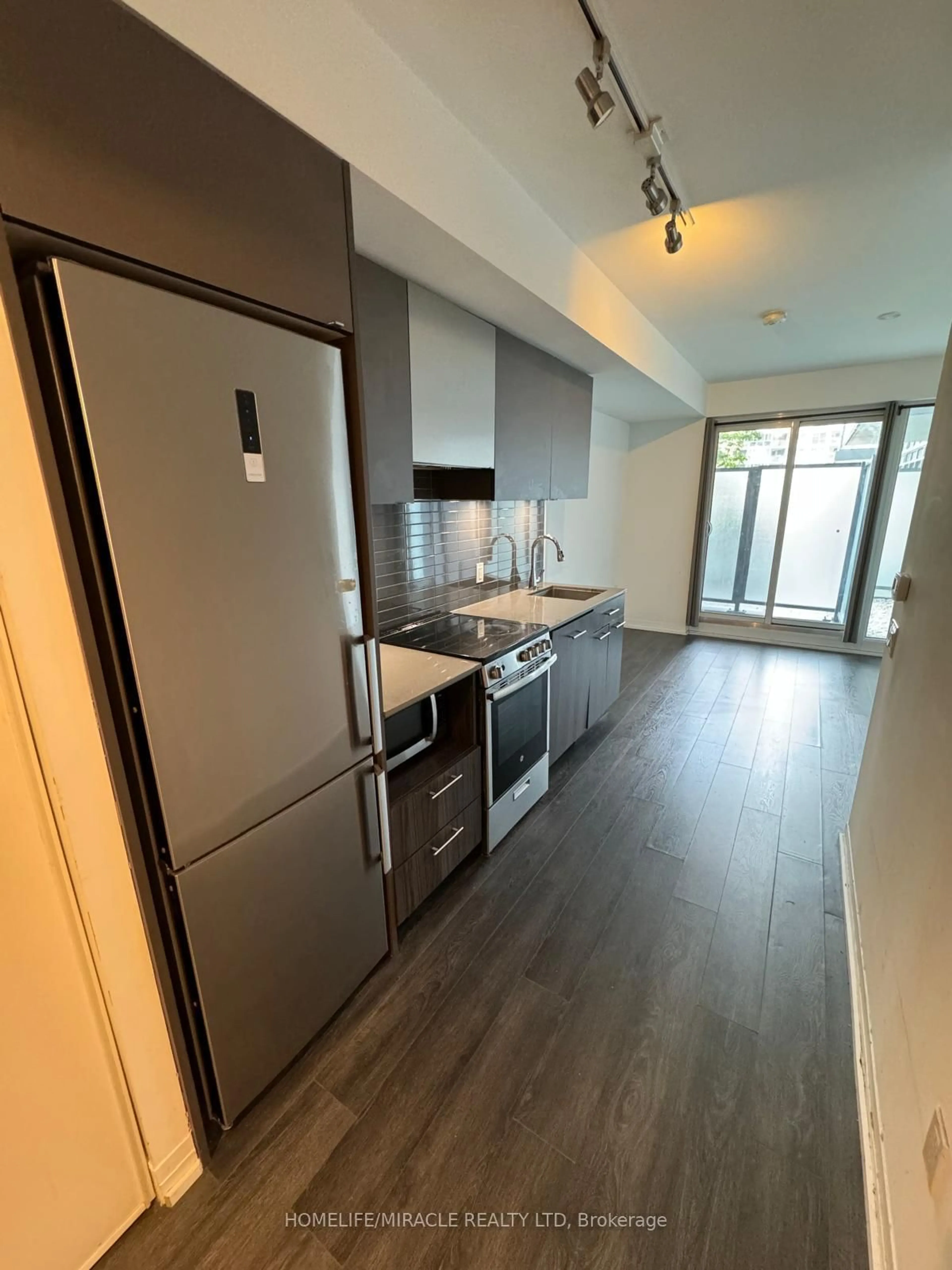 Unknown for 251 Jarvis St #504, Toronto Ontario M5B 0C3