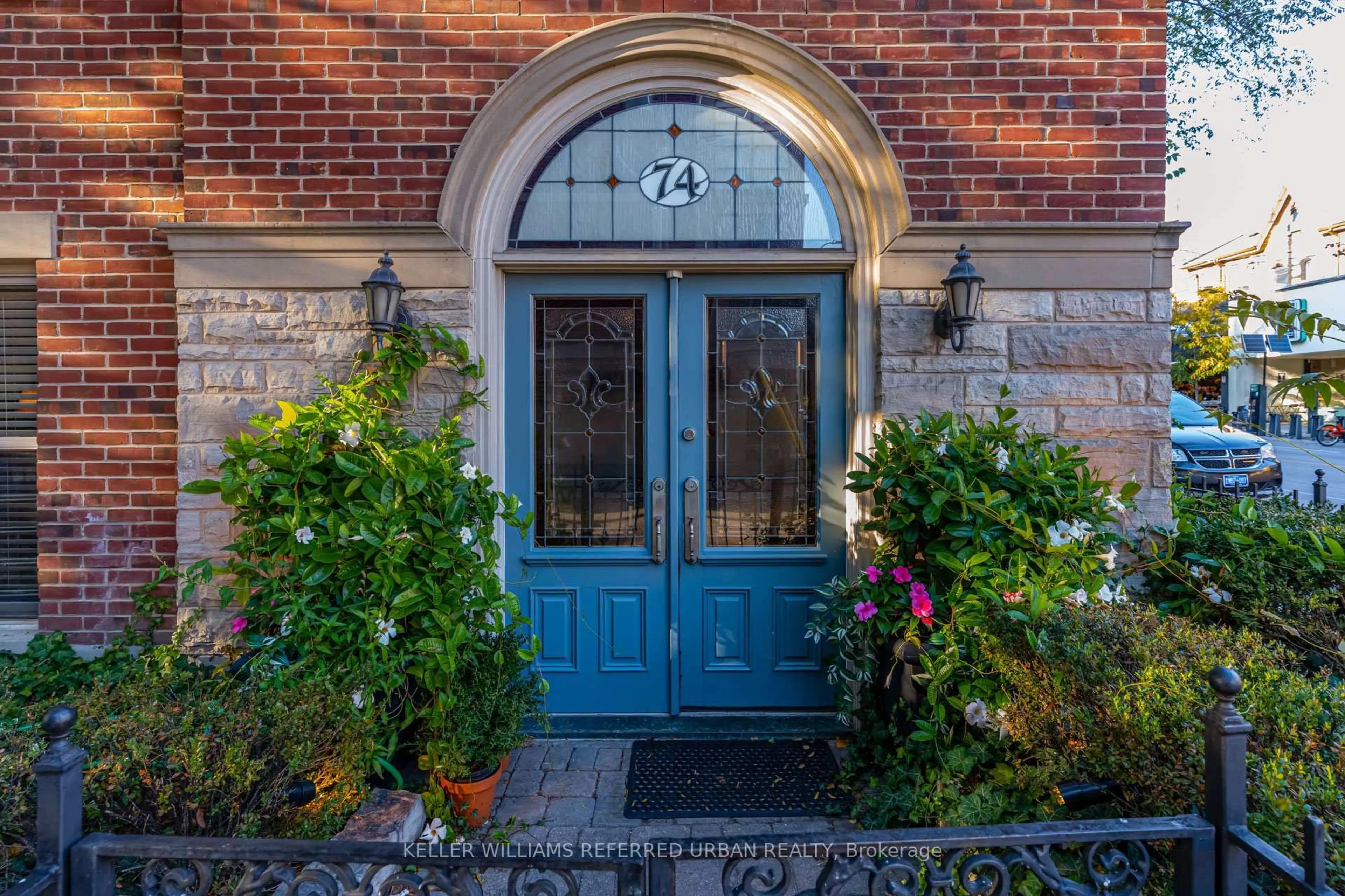 Indoor entryway for 74 Aberdeen Ave, Toronto Ontario M4X 1A2