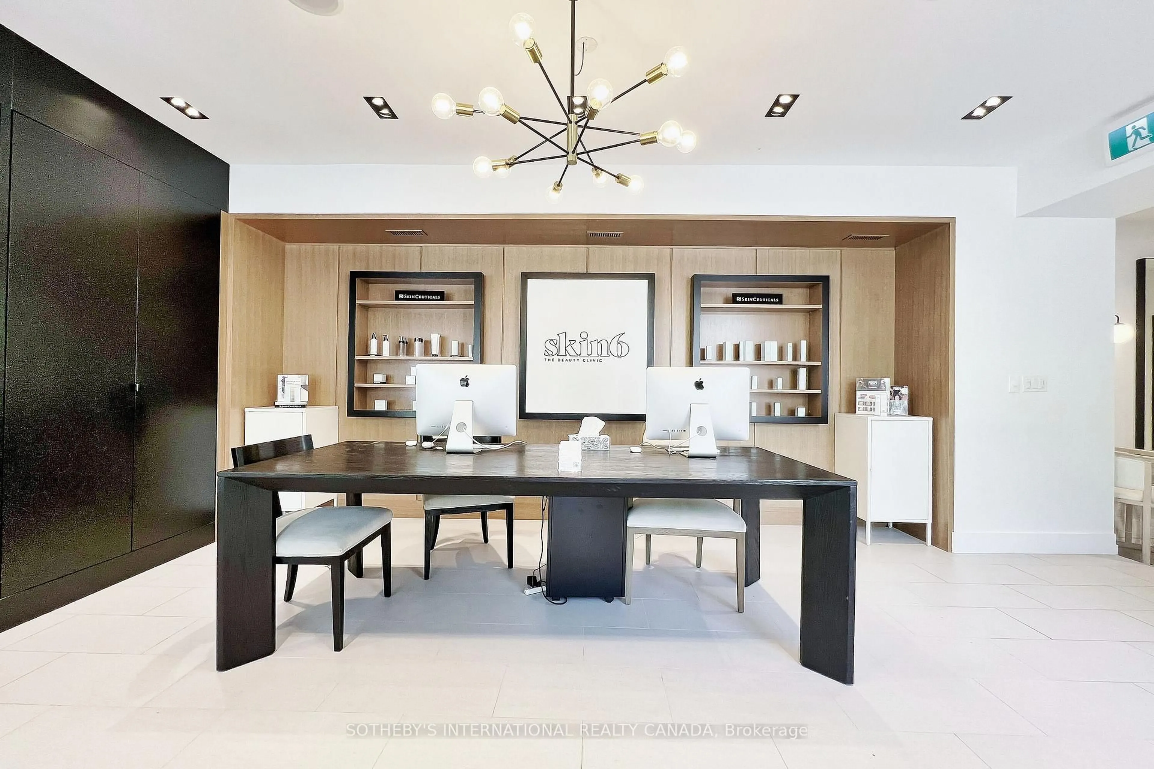 Unknown for 79 Berkeley St, Toronto Ontario M5A 2W5