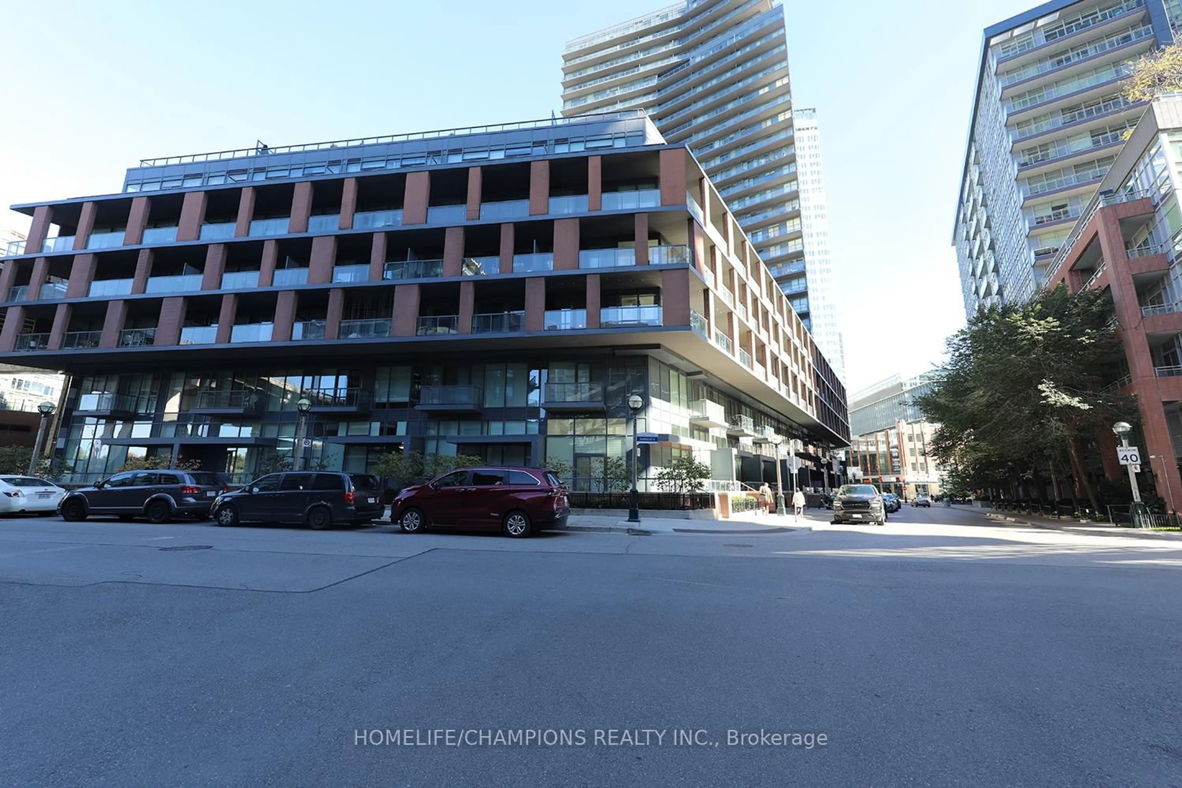 Unknown for 20 Bruyeres Mews #Th10, Toronto Ontario M5V 0G8