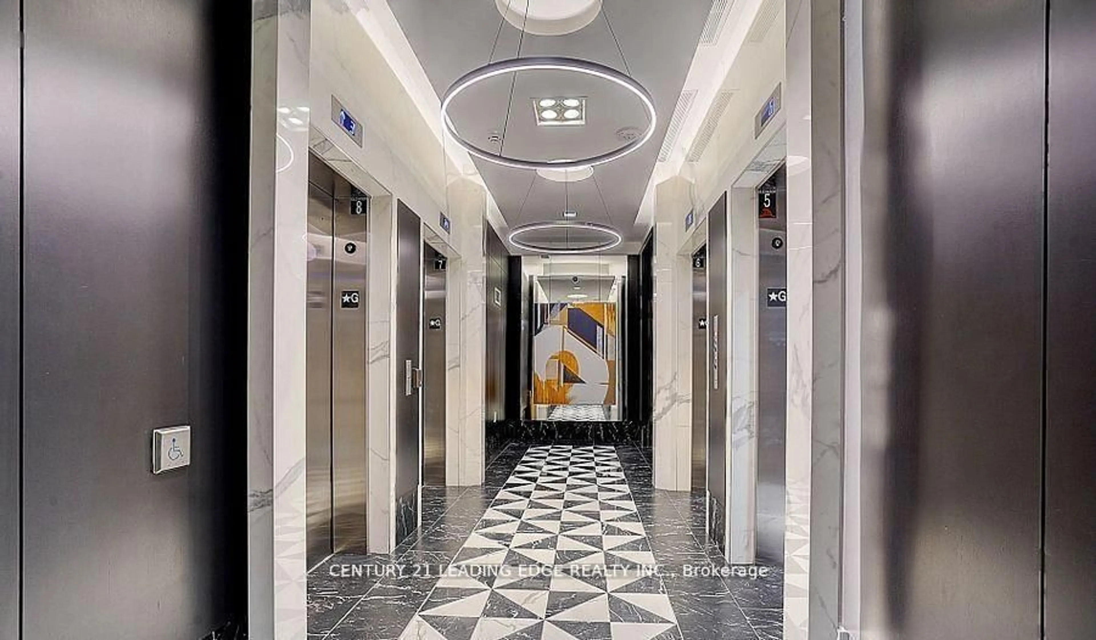 Indoor foyer for 135 Lower Sherbourne St #2519, Toronto Ontario M5A 1Y4