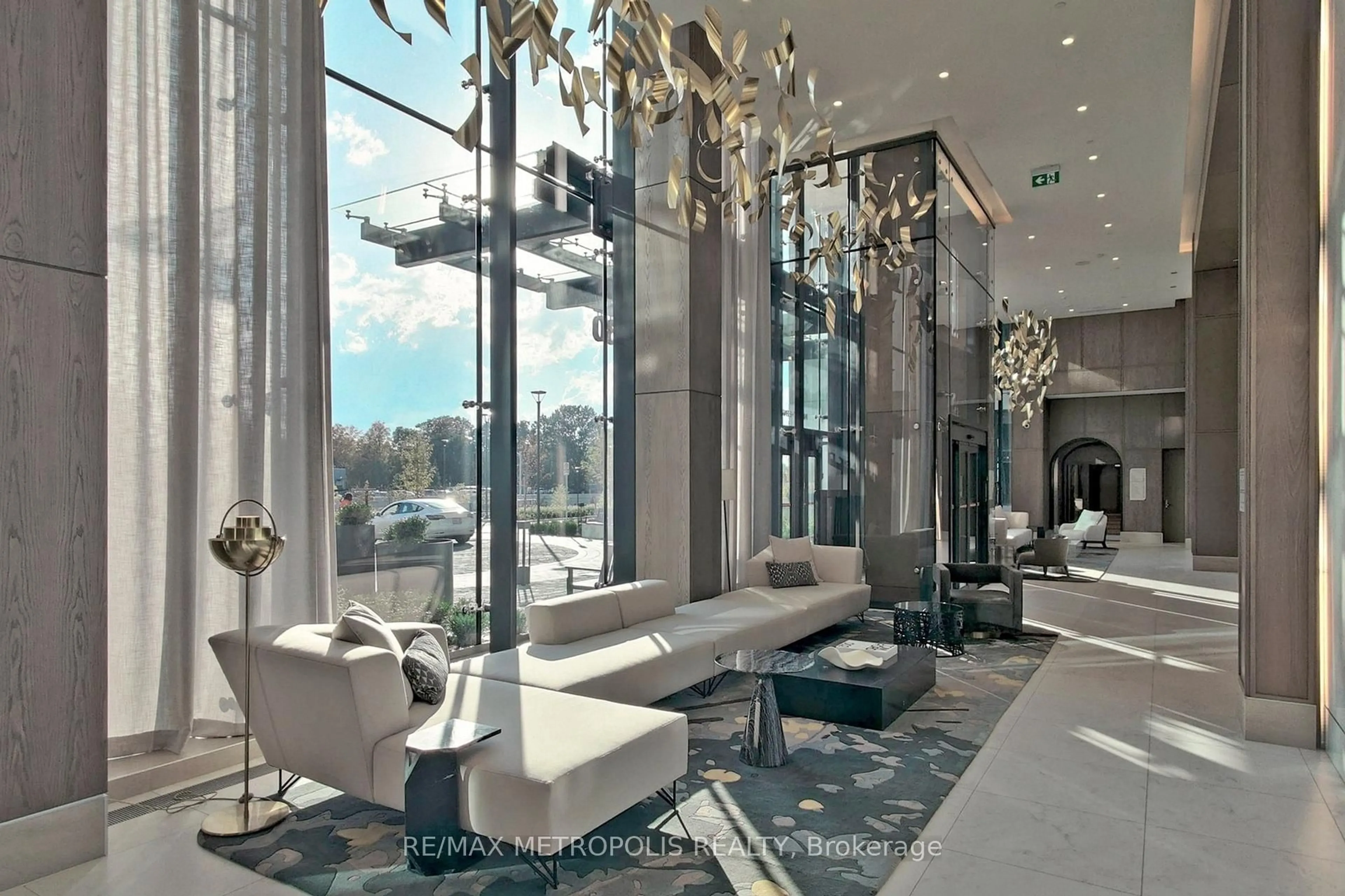 Lobby for 20 Inn On The Park Dr #638, Toronto Ontario M3C 0P8