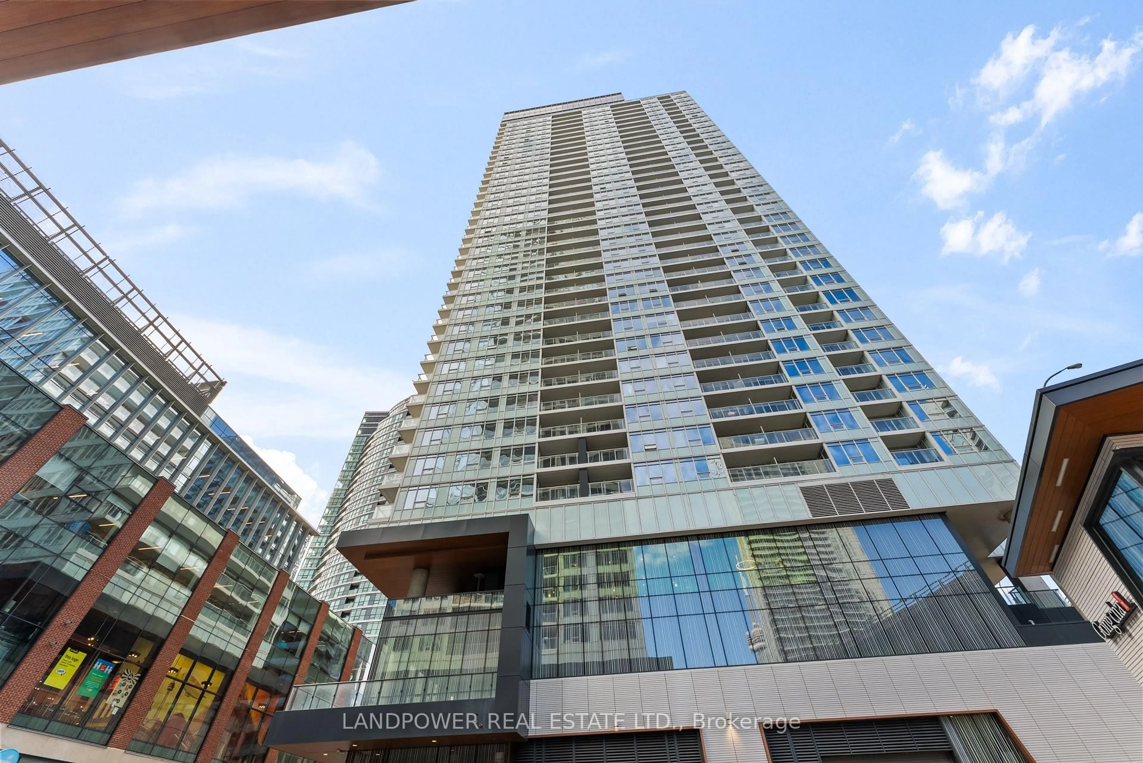 Unknown for 19 Bathurst St #3812, Toronto Ontario M5V 0N2