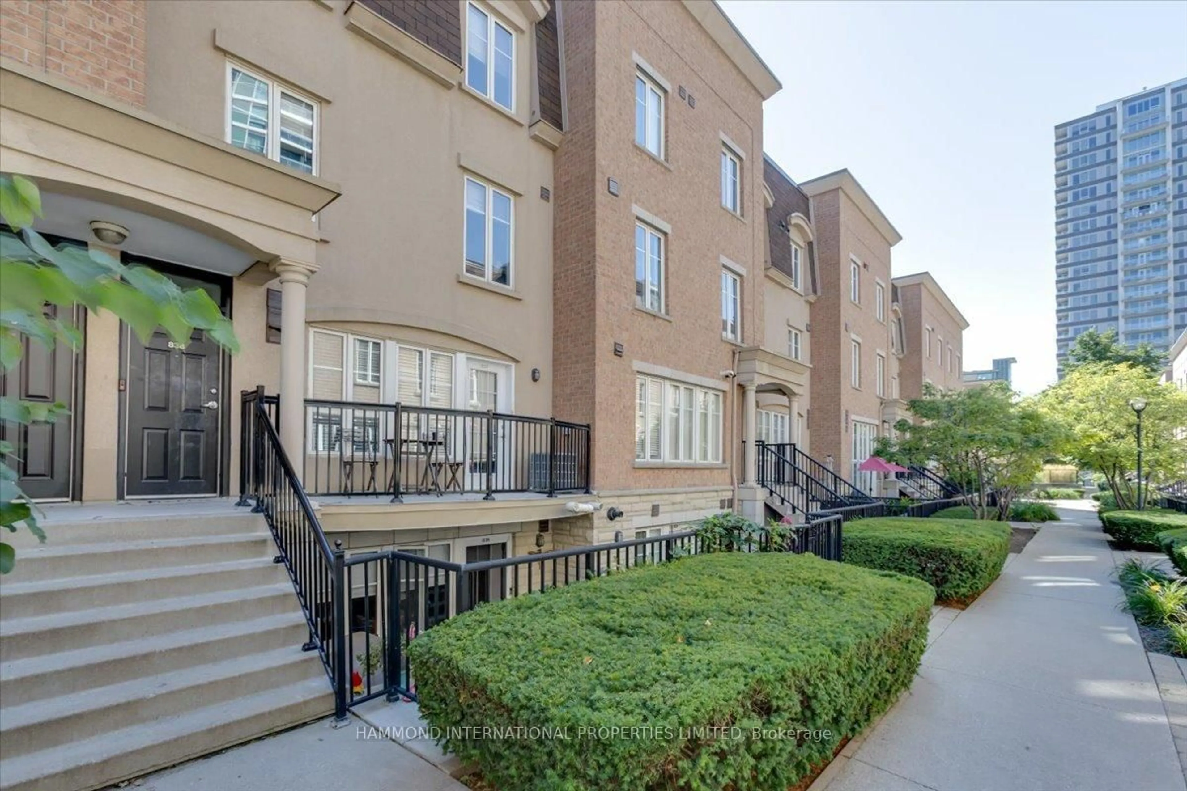 Patio, street for 46 Western Battery Rd #838, Toronto Ontario M6K 3P1