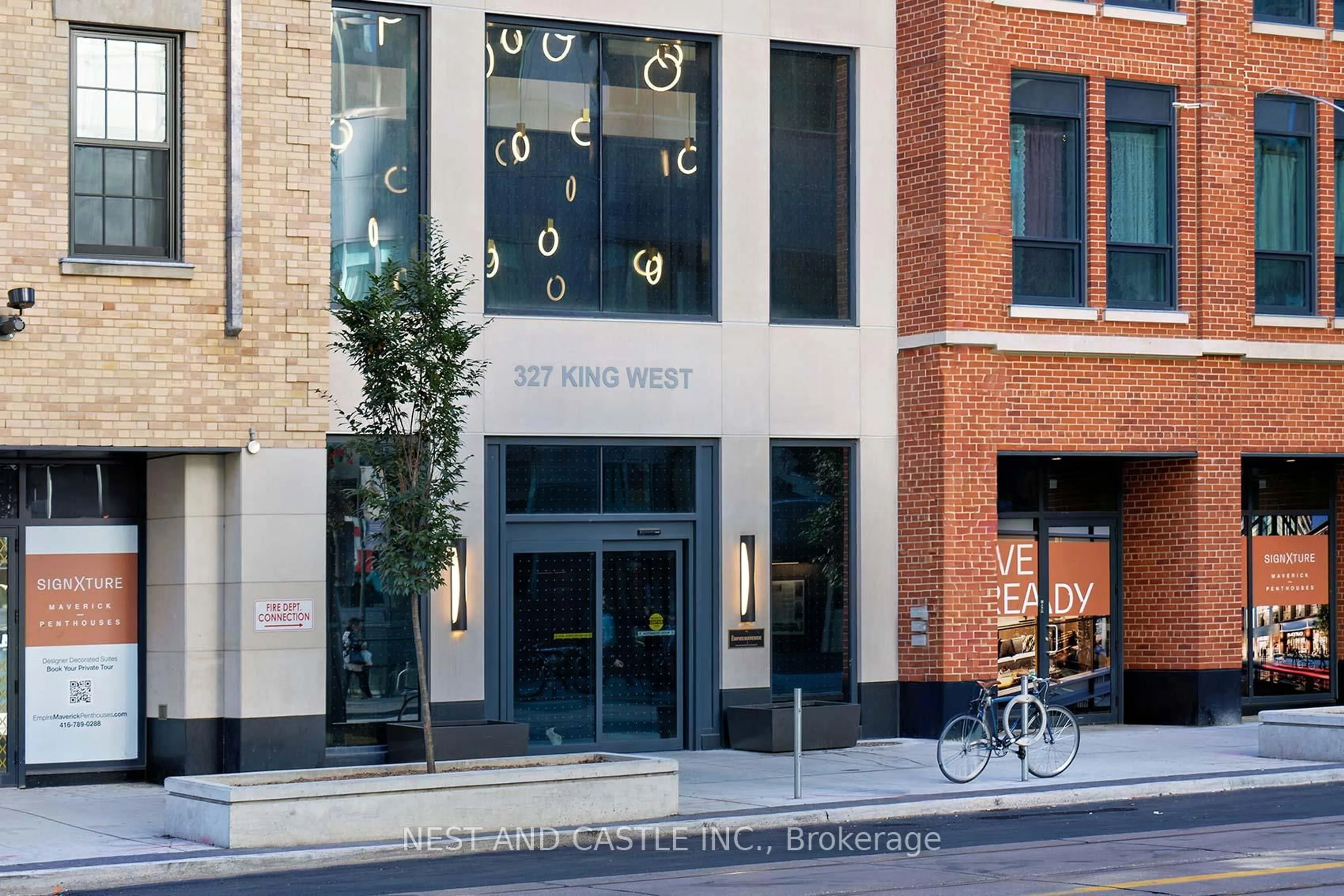 Unknown for 327 King St #4104, Toronto Ontario M5V 1J9