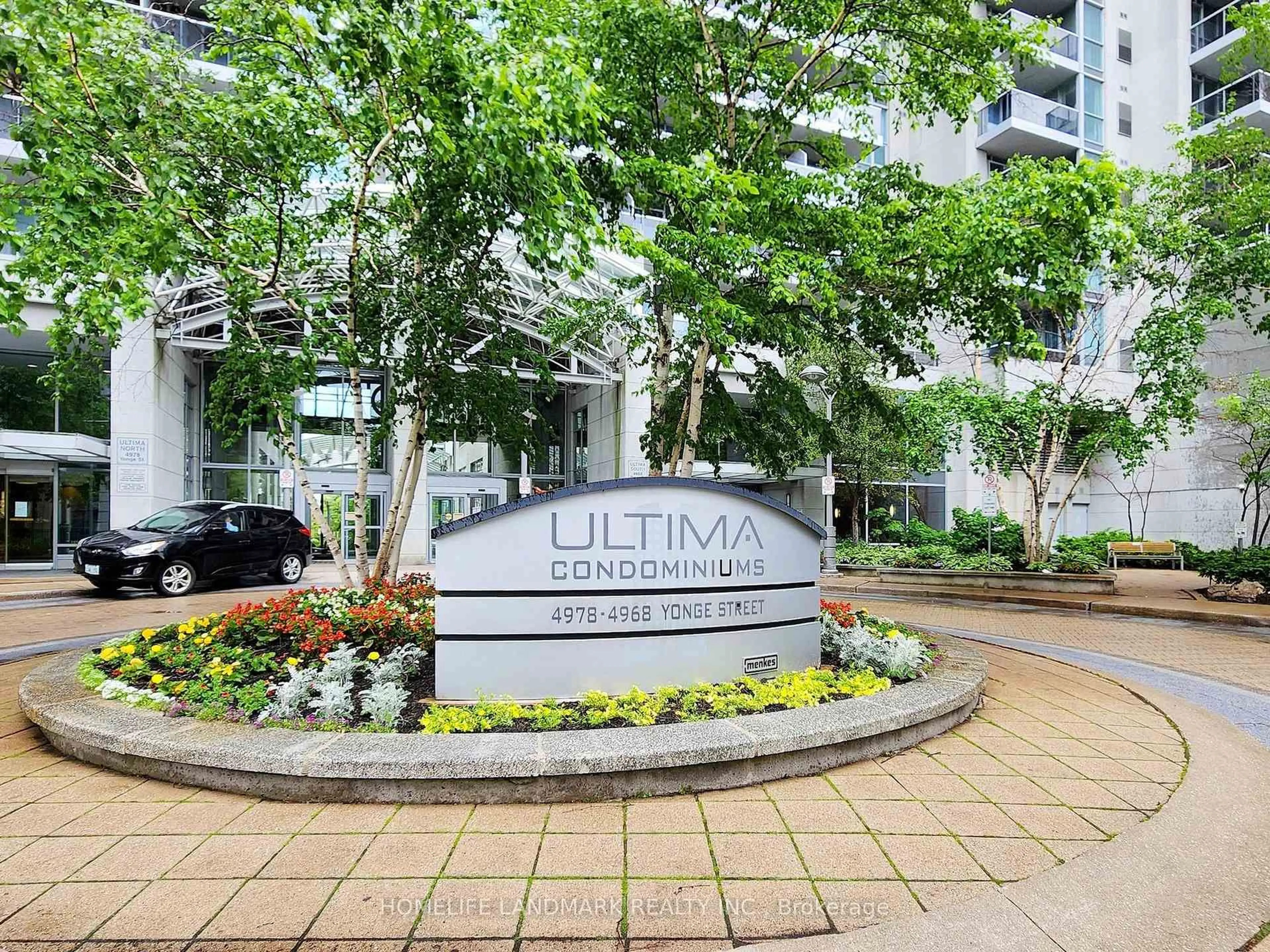 Indoor entryway for 4968 Yonge St #3009, Toronto Ontario M2N 7G9