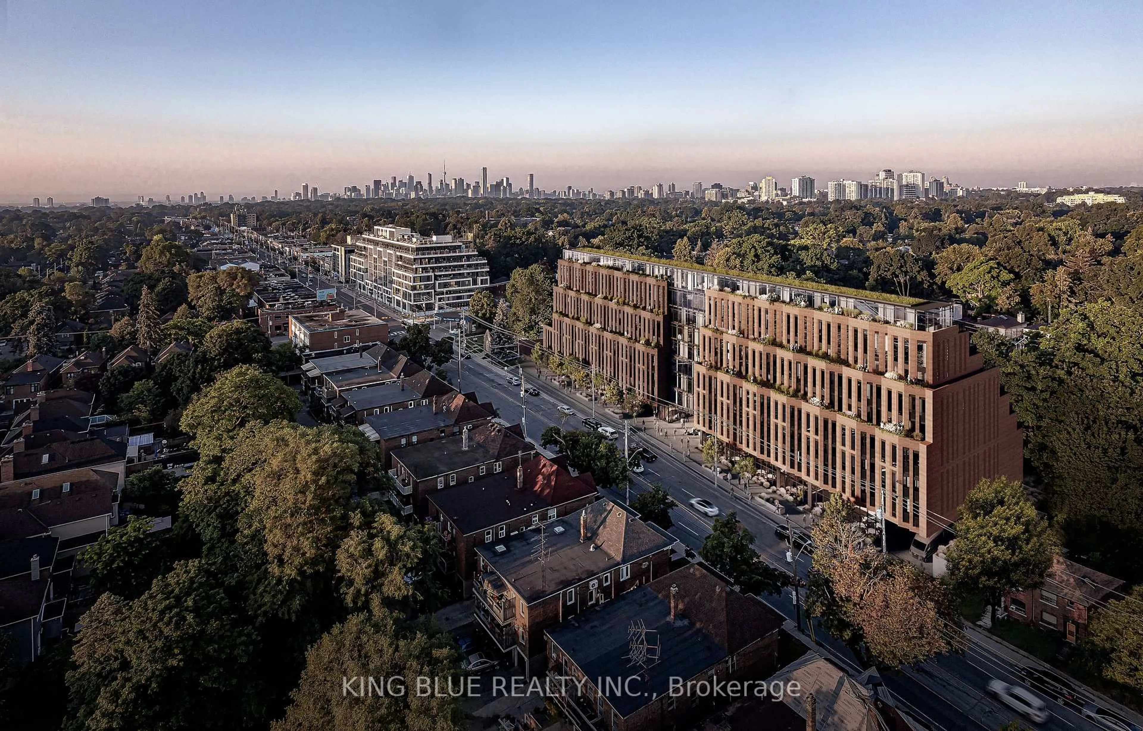 A pic from outside/outdoor area/front of a property/back of a property/a pic from drone, city buildings view from balcony for 1720 Bayview Ave #216, Toronto Ontario M4G 0E5