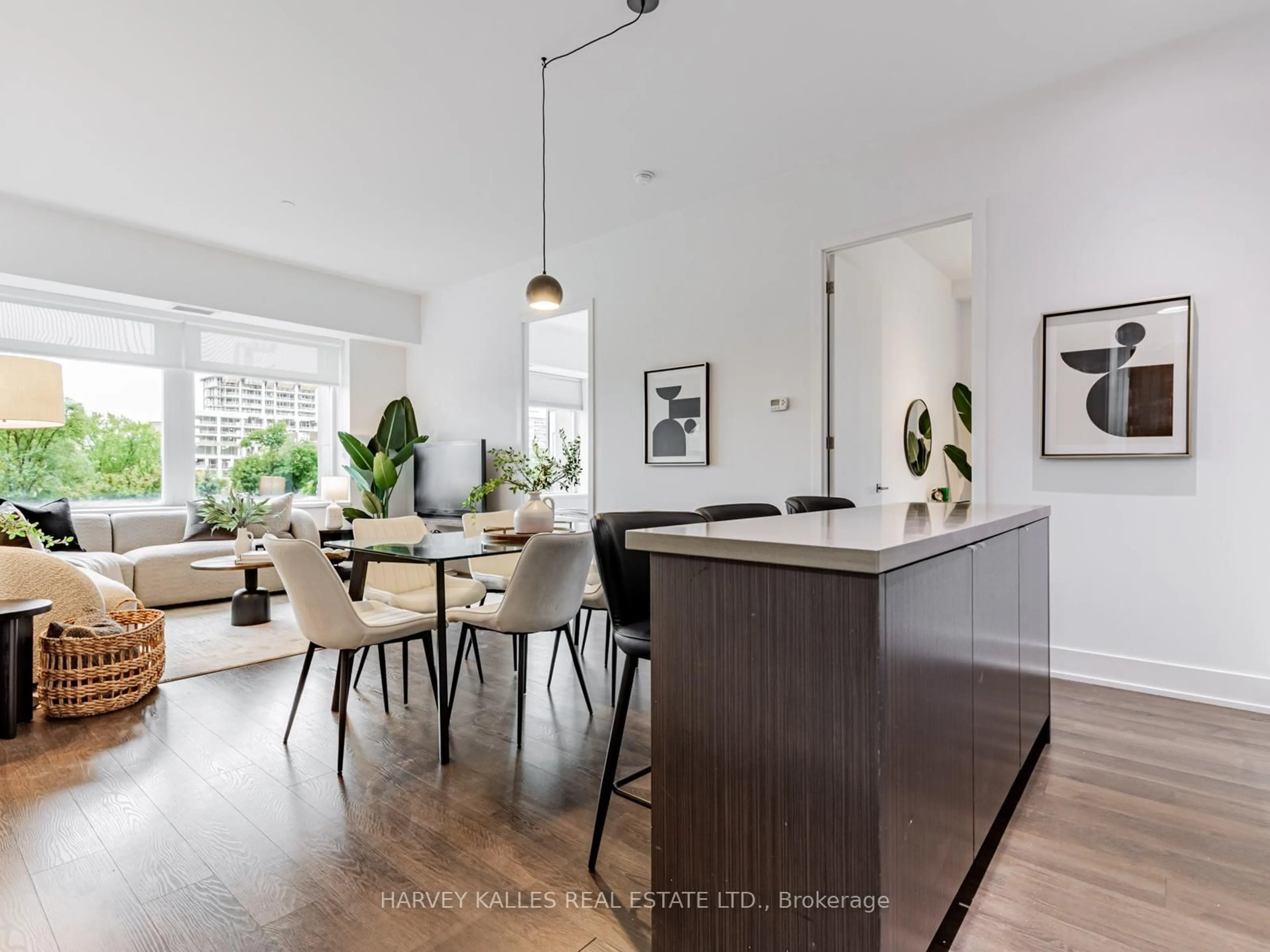Open concept kitchen, unknown for 111 St Clair Ave #419, Toronto Ontario M4V 1N5