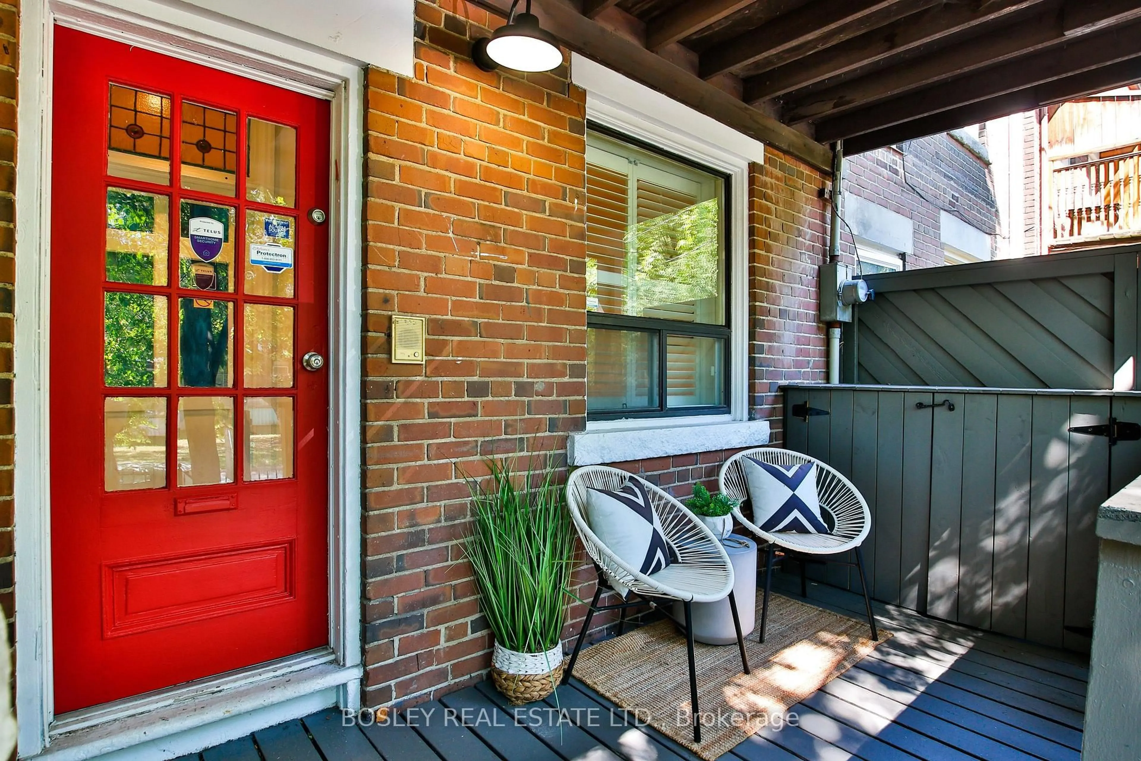 Indoor entryway for 6 Prospect St, Toronto Ontario M4X 1C6