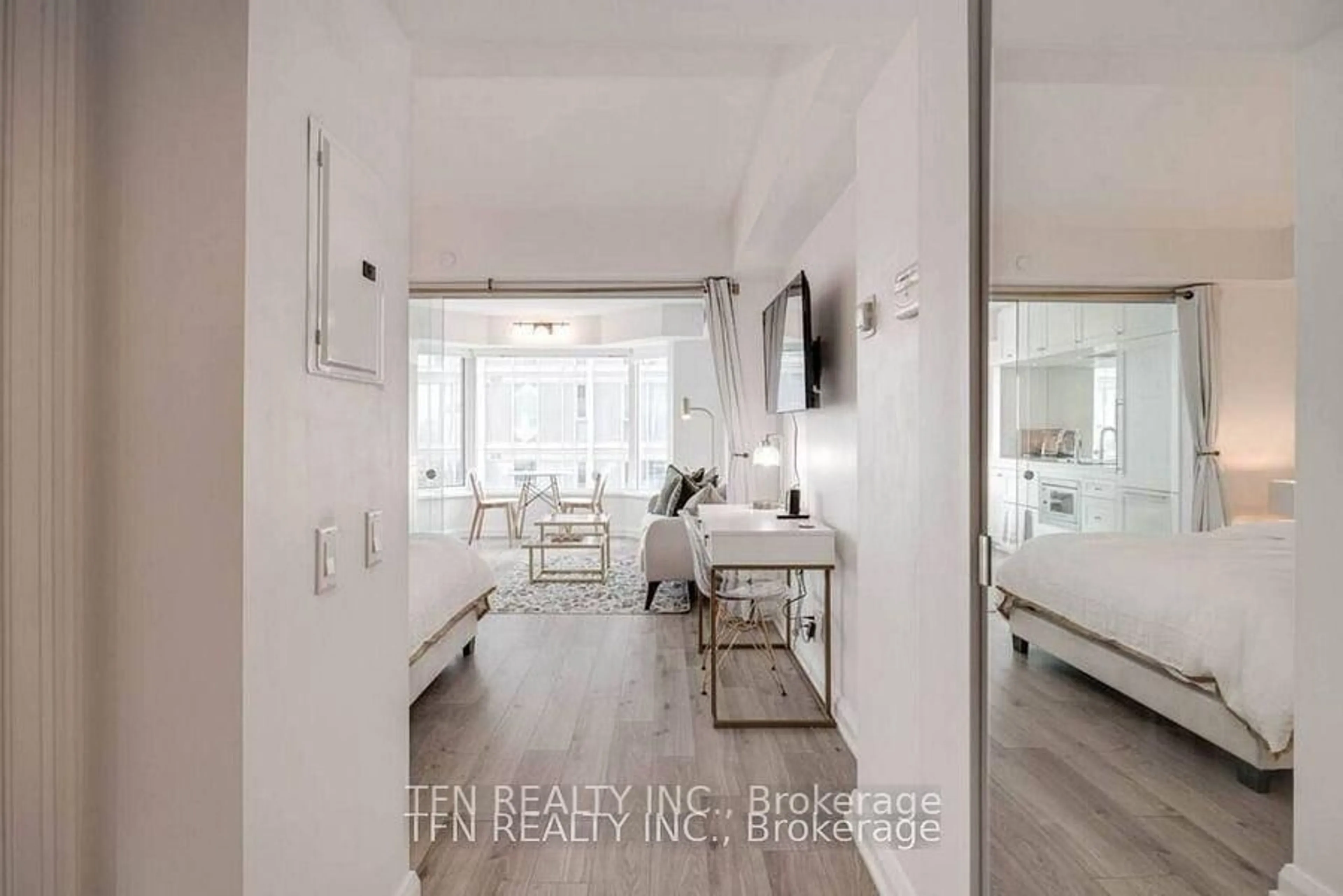 Unknown for 155 Yorkville Ave #2910, Toronto Ontario M5R 0B4