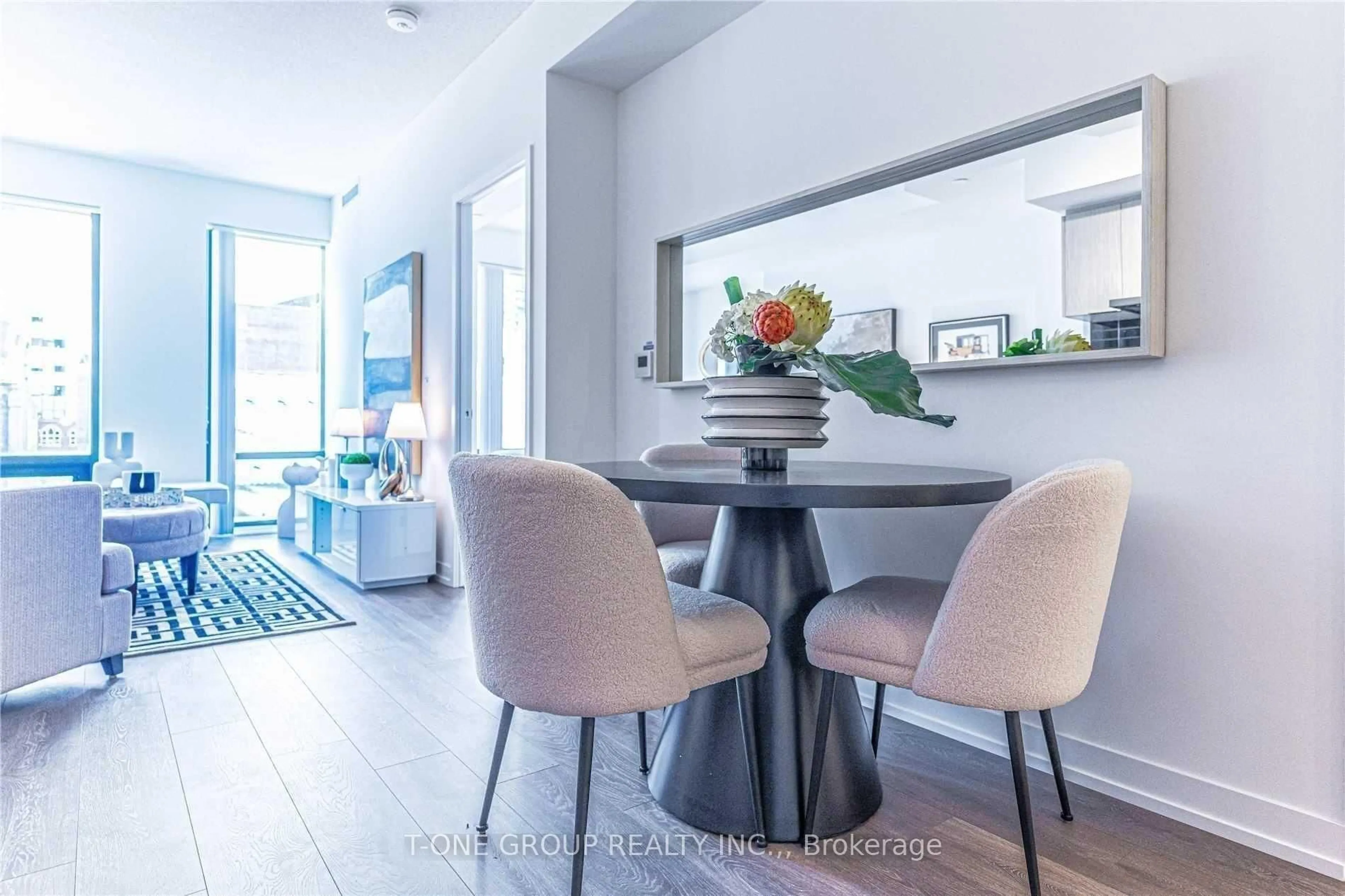 Dining room, unknown for 60 Shuter St #316, Toronto Ontario M5B 0B7