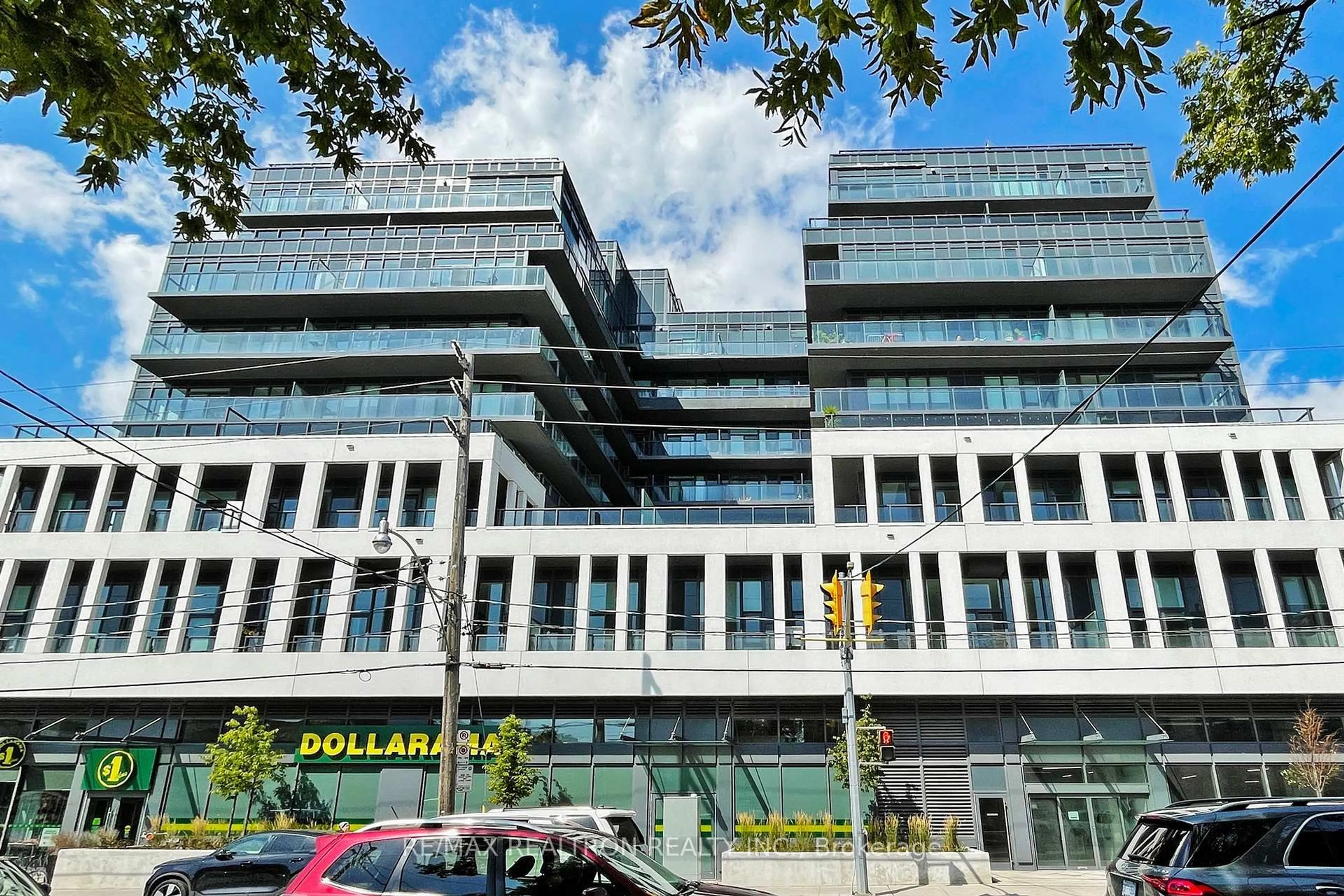 Unknown for 500 Dupont St #301, Toronto Ontario M6G 0B8