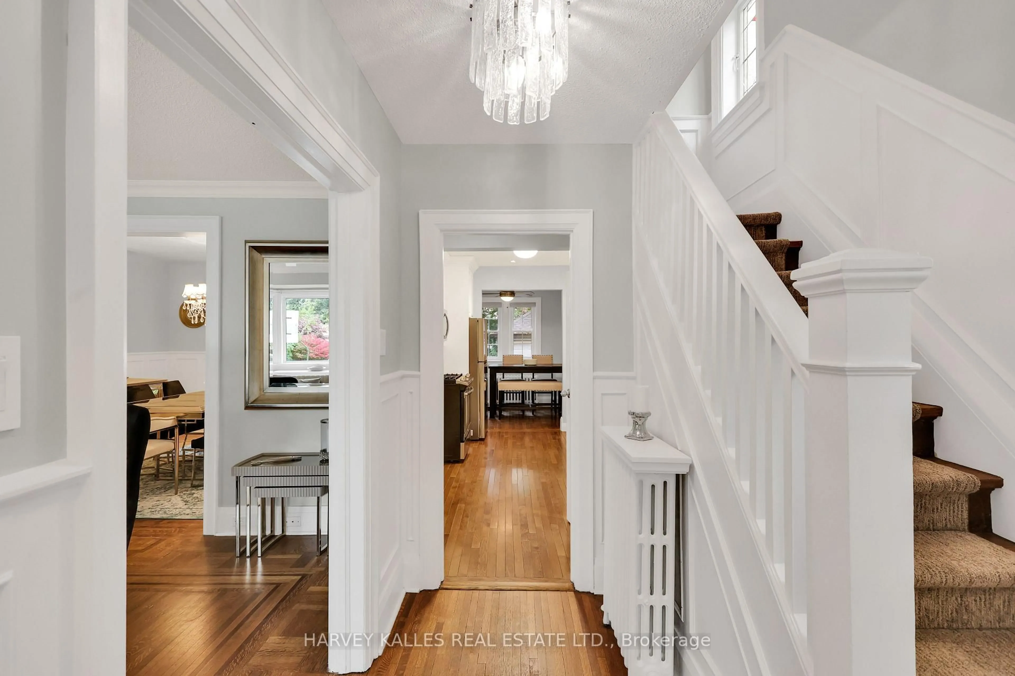 Indoor entryway for 251 Wanless Ave, Toronto Ontario M4N 1W5