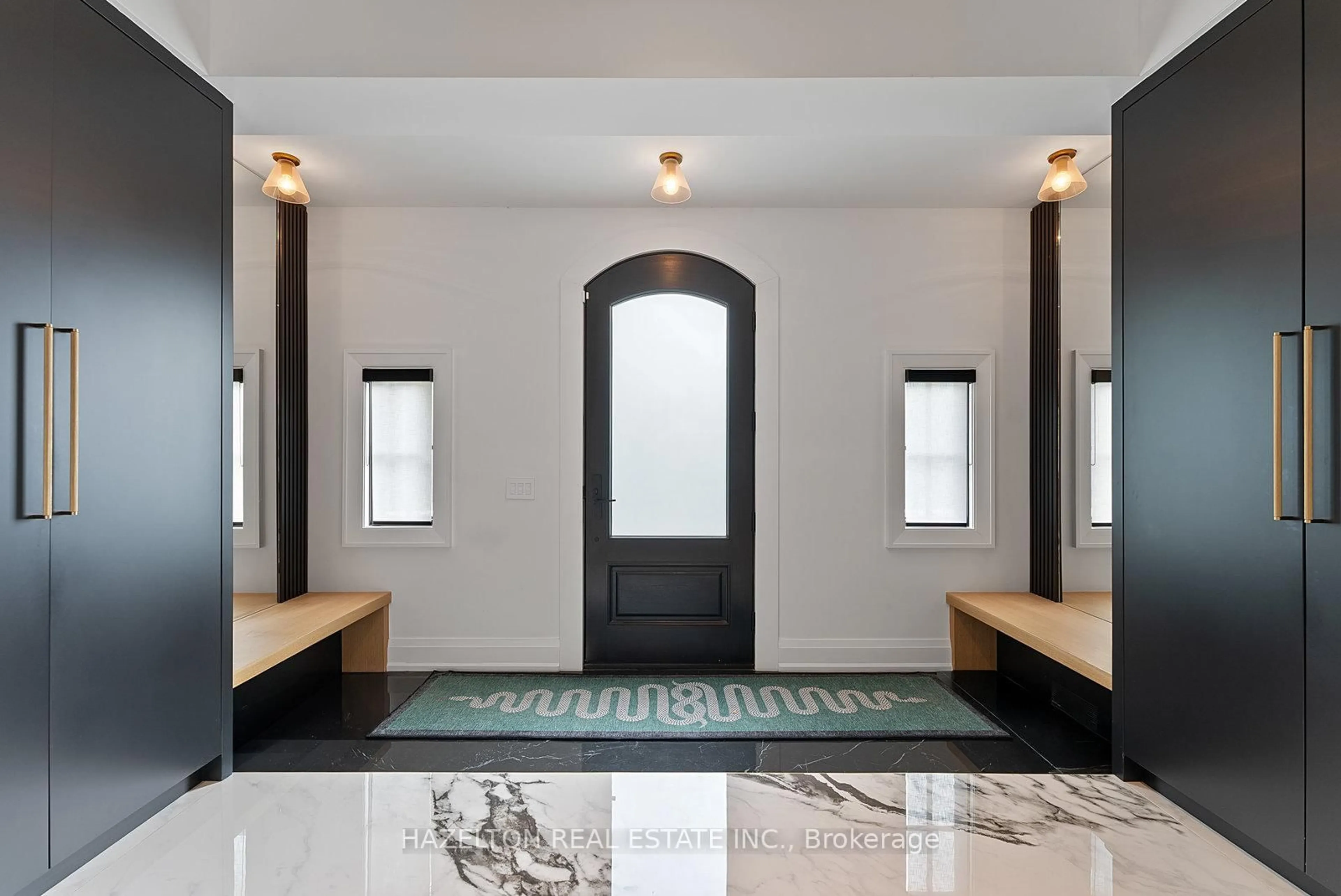Indoor entryway for 62 Maple Ave, Toronto Ontario M4W 2T7