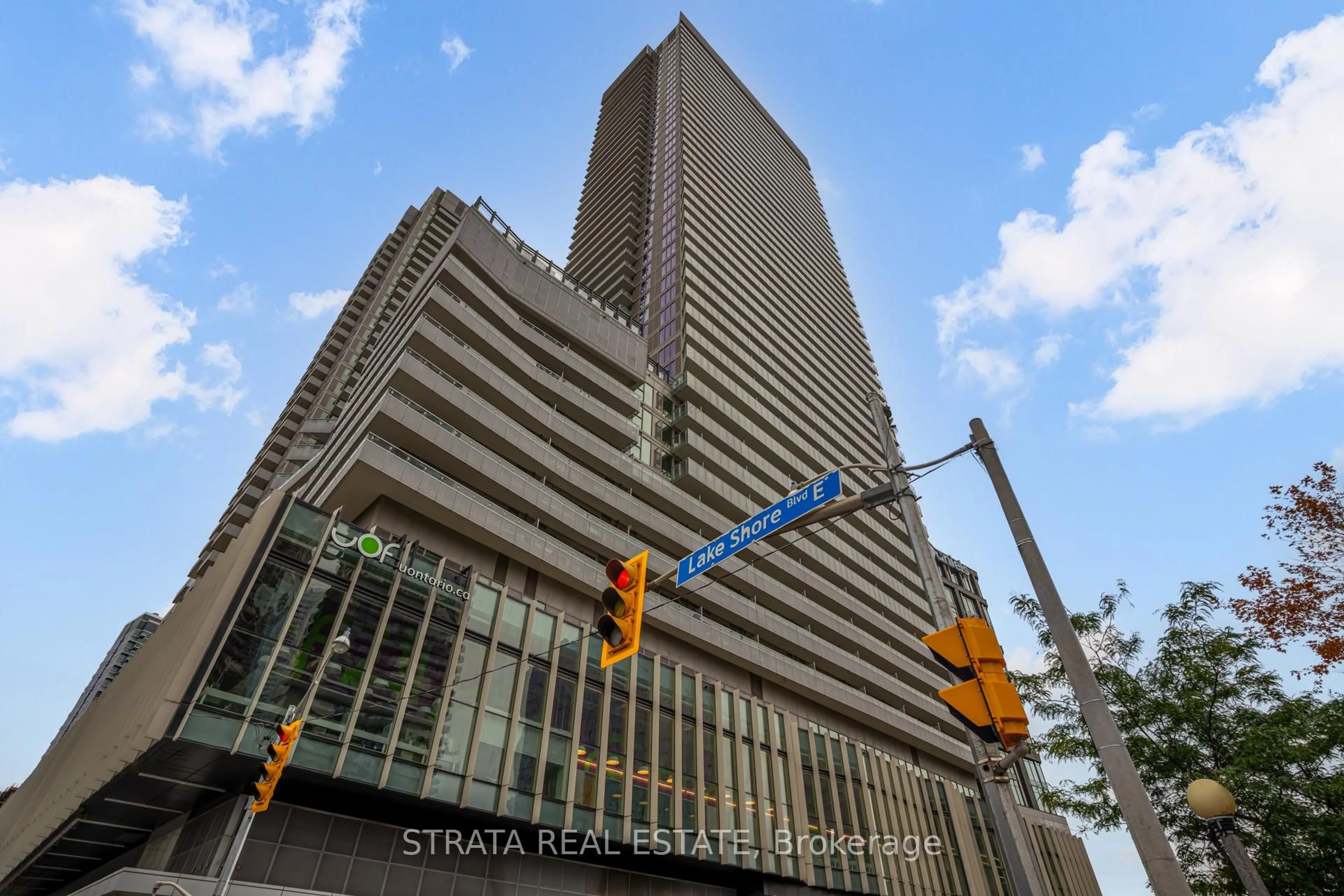 Indoor foyer for 15 Lower Jarvis St #1607, Toronto Ontario M5E 0C4