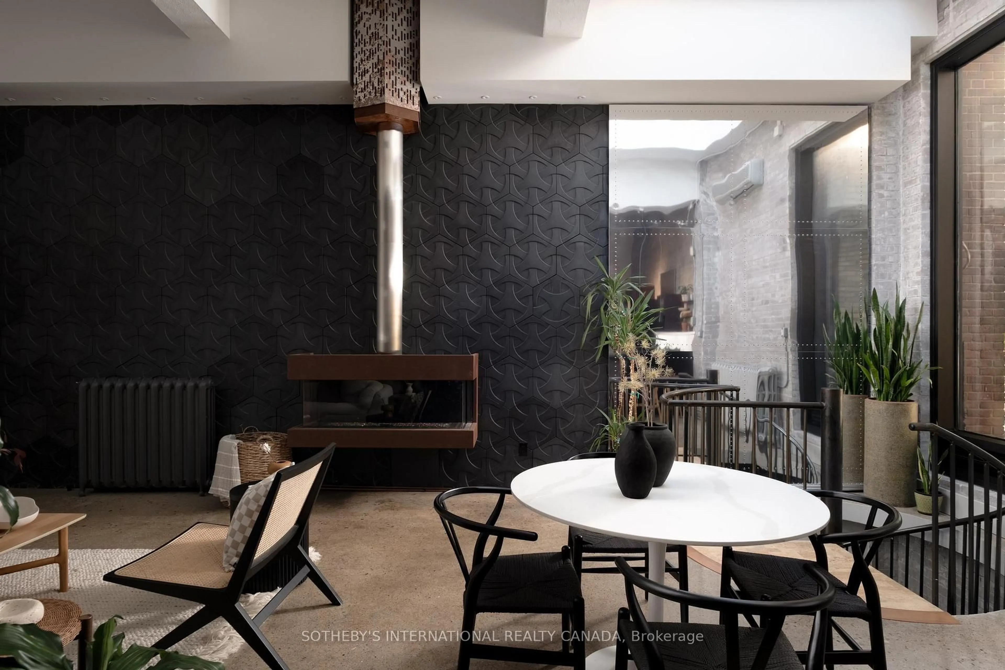 Unknown for 264 Seaton St #204, Toronto Ontario M5A 2T4
