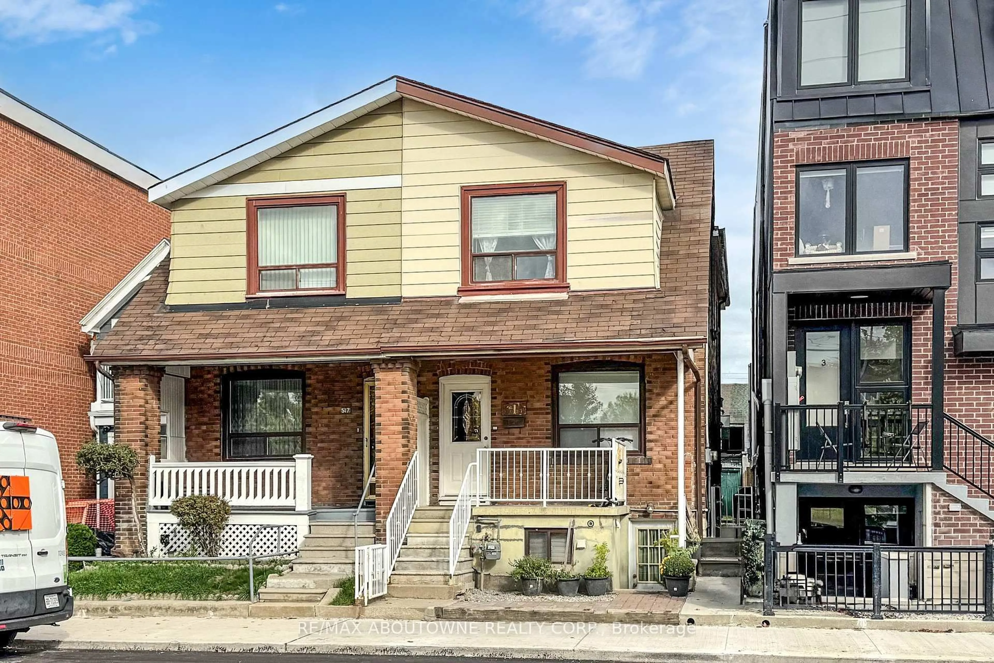 Home with brick exterior material, street for 515 Ossington Ave, Toronto Ontario M6G 3T3