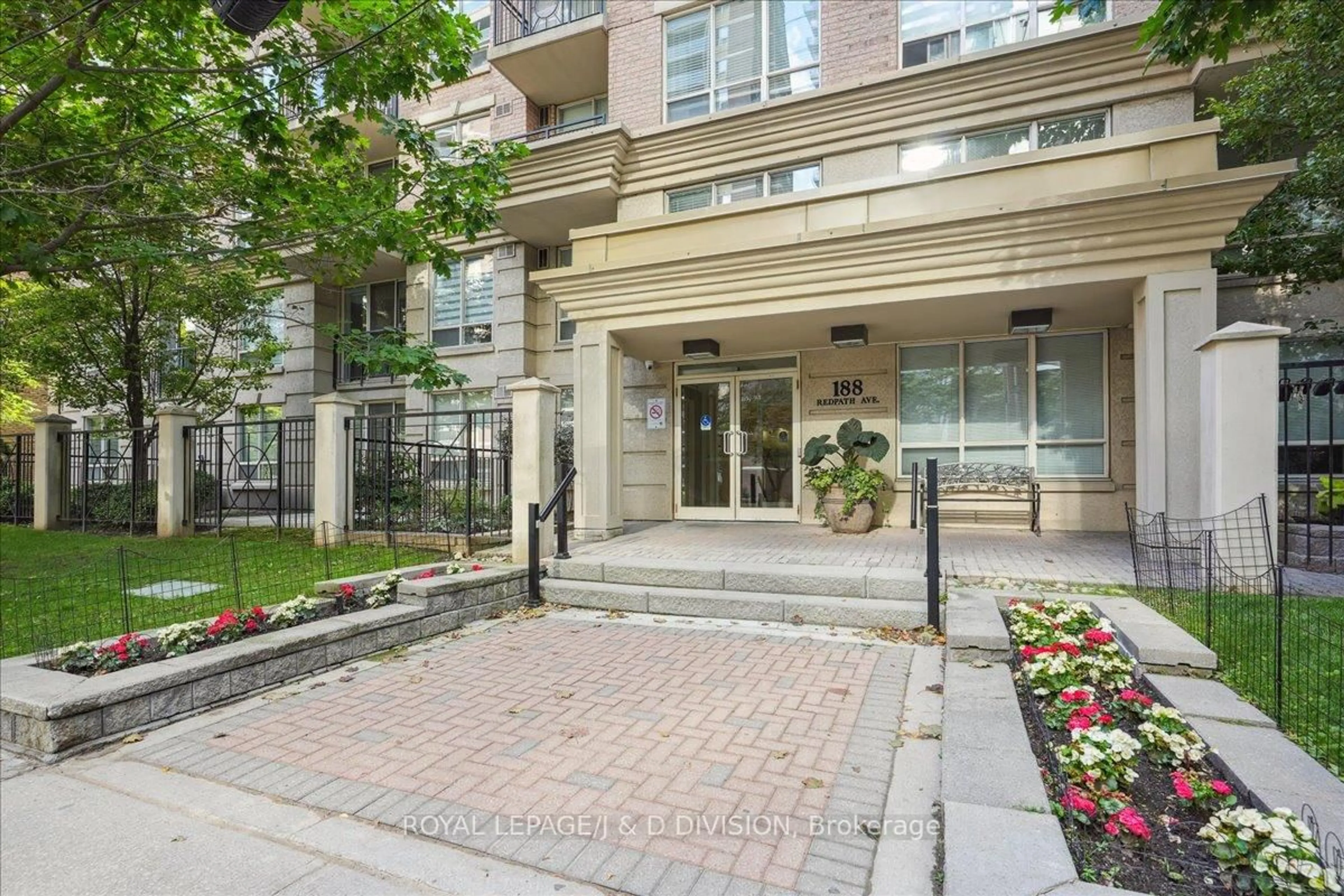 Unknown for 188 Redpath Ave #501, Toronto Ontario M4P 3J2