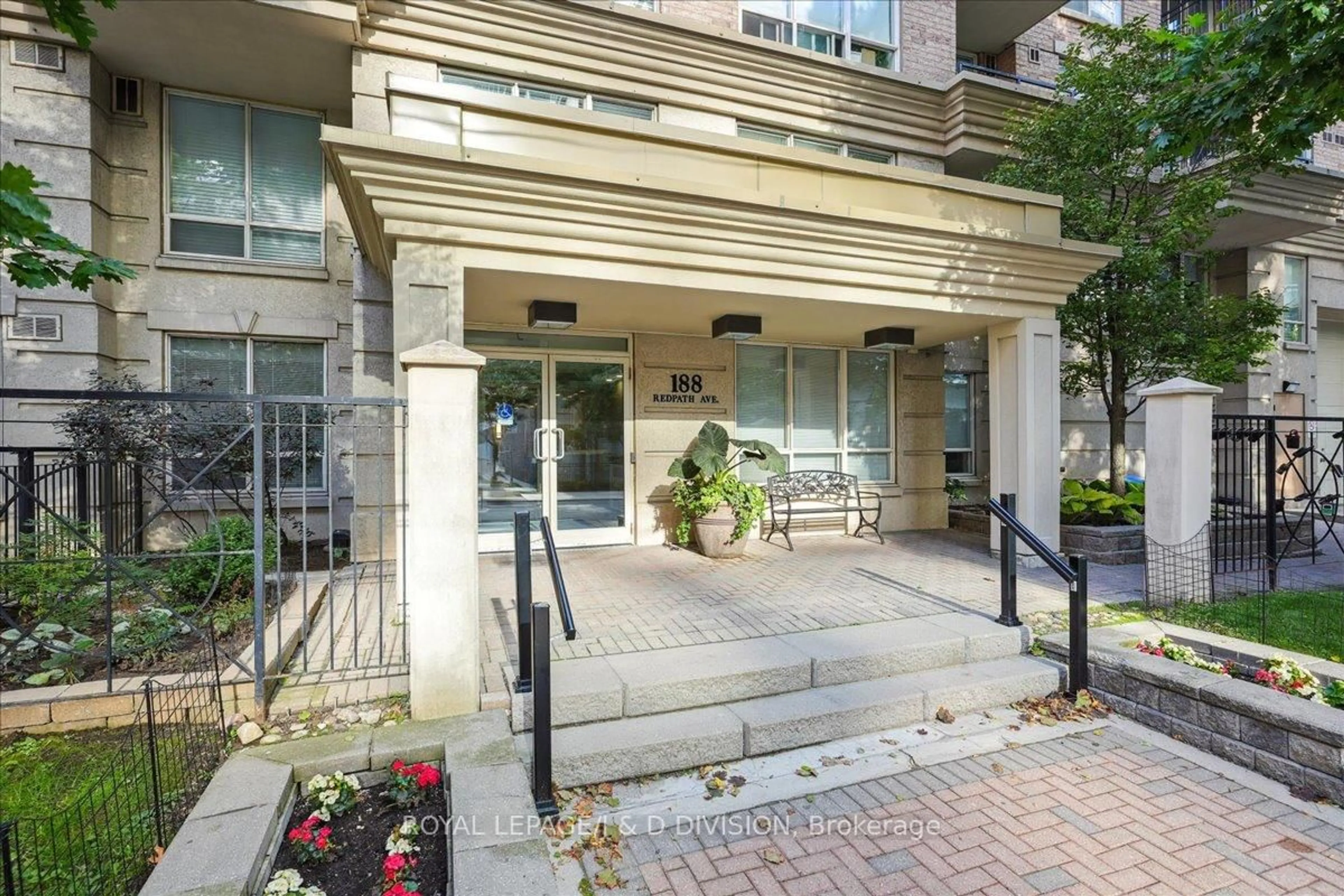 Unknown for 188 Redpath Ave #501, Toronto Ontario M4P 3J2