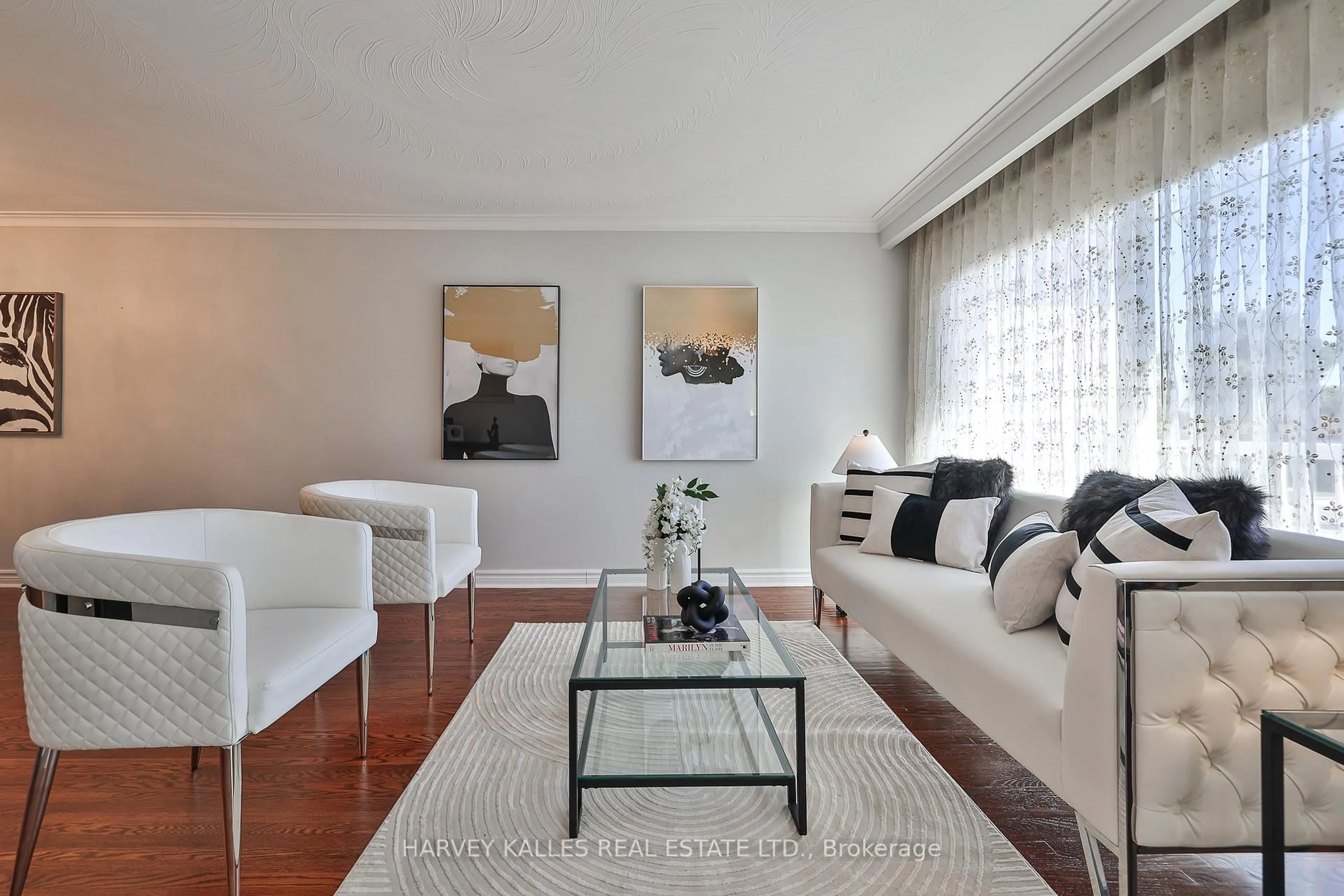 Living room with furniture, unknown for 6 Lucifer Dr, Toronto Ontario M2J 4E7