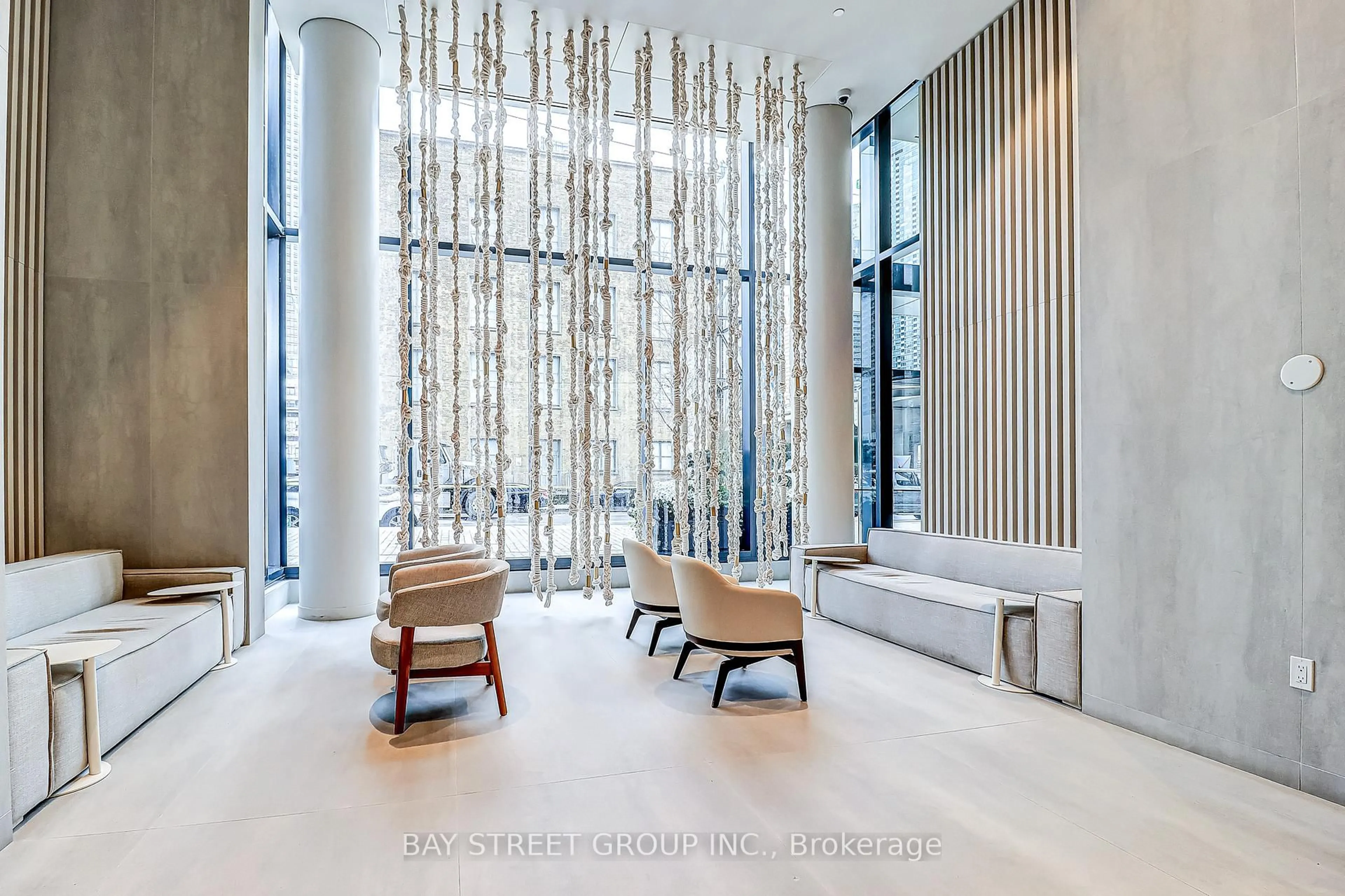 Indoor foyer for 55 Cooper St #2607, Toronto Ontario M5E 0G1
