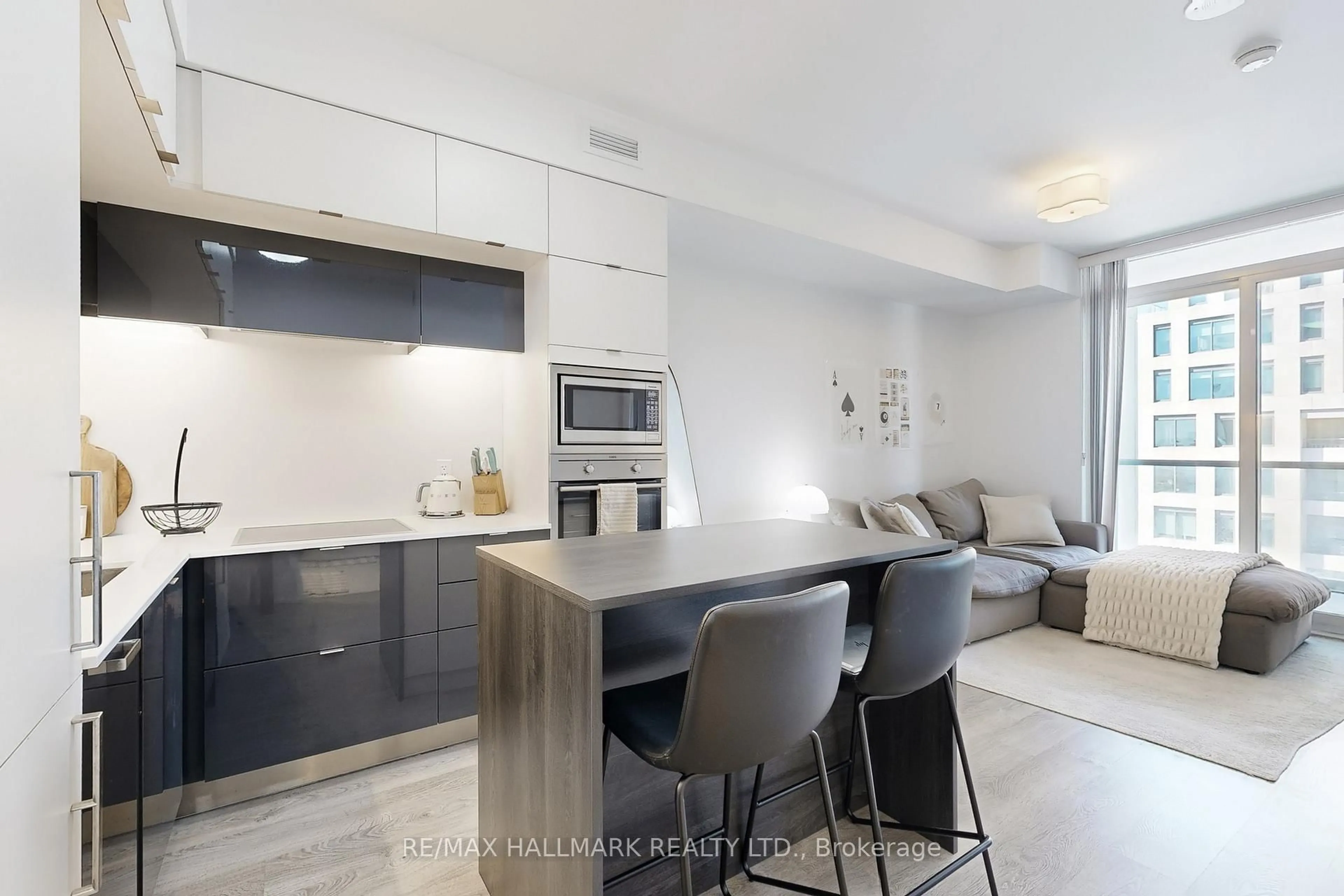 Open concept kitchen, unknown for 15 Merchants' Wharf #544, Toronto Ontario M5A 0N8